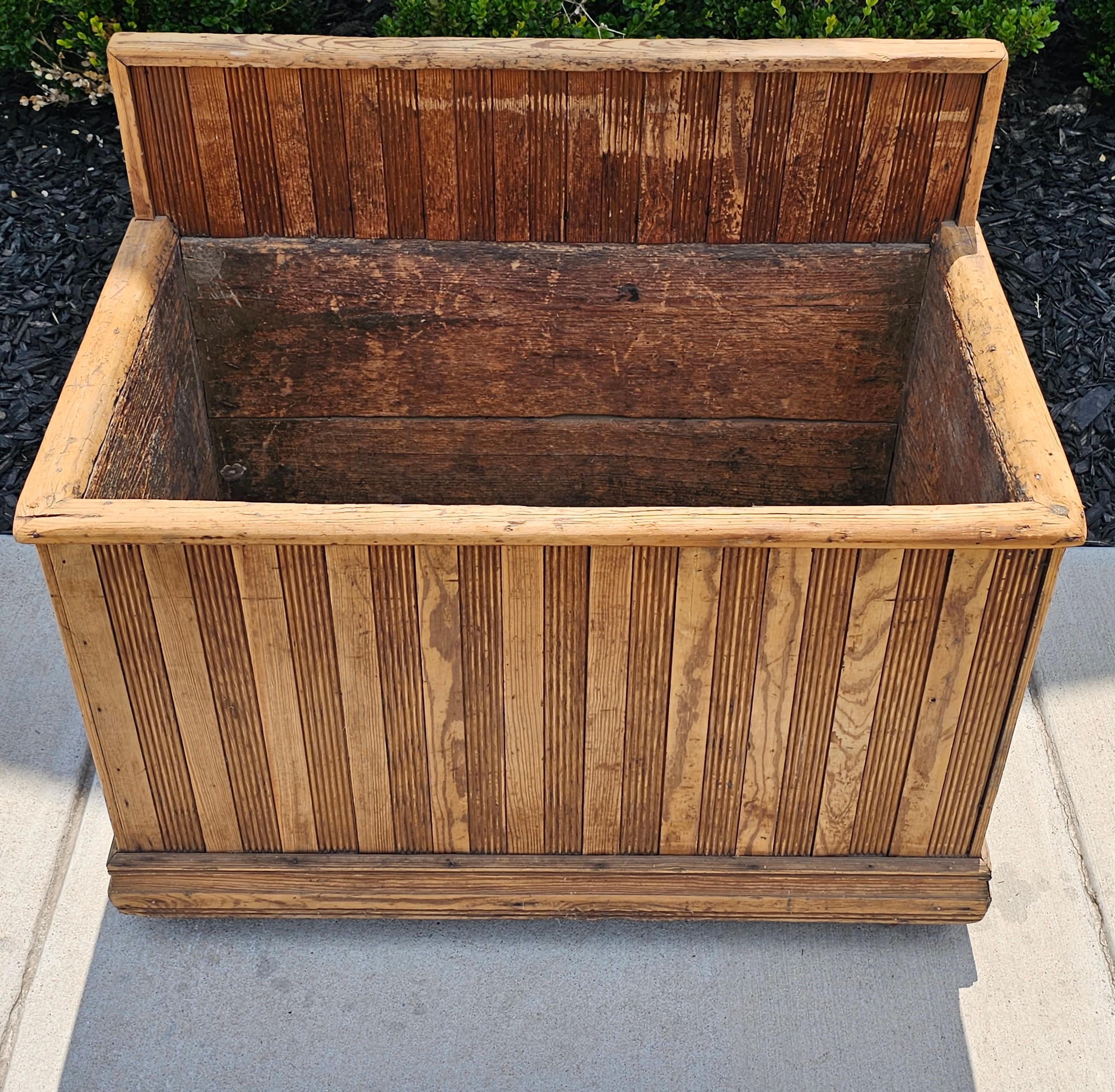A primitive hand-crafted solid wooden open storage chest fire wood bin with beautifully aged warm rustic distressed patina!

19th century, Northern European, most likely Scandinavian country farmhouse, rectangular with open top and raised back,