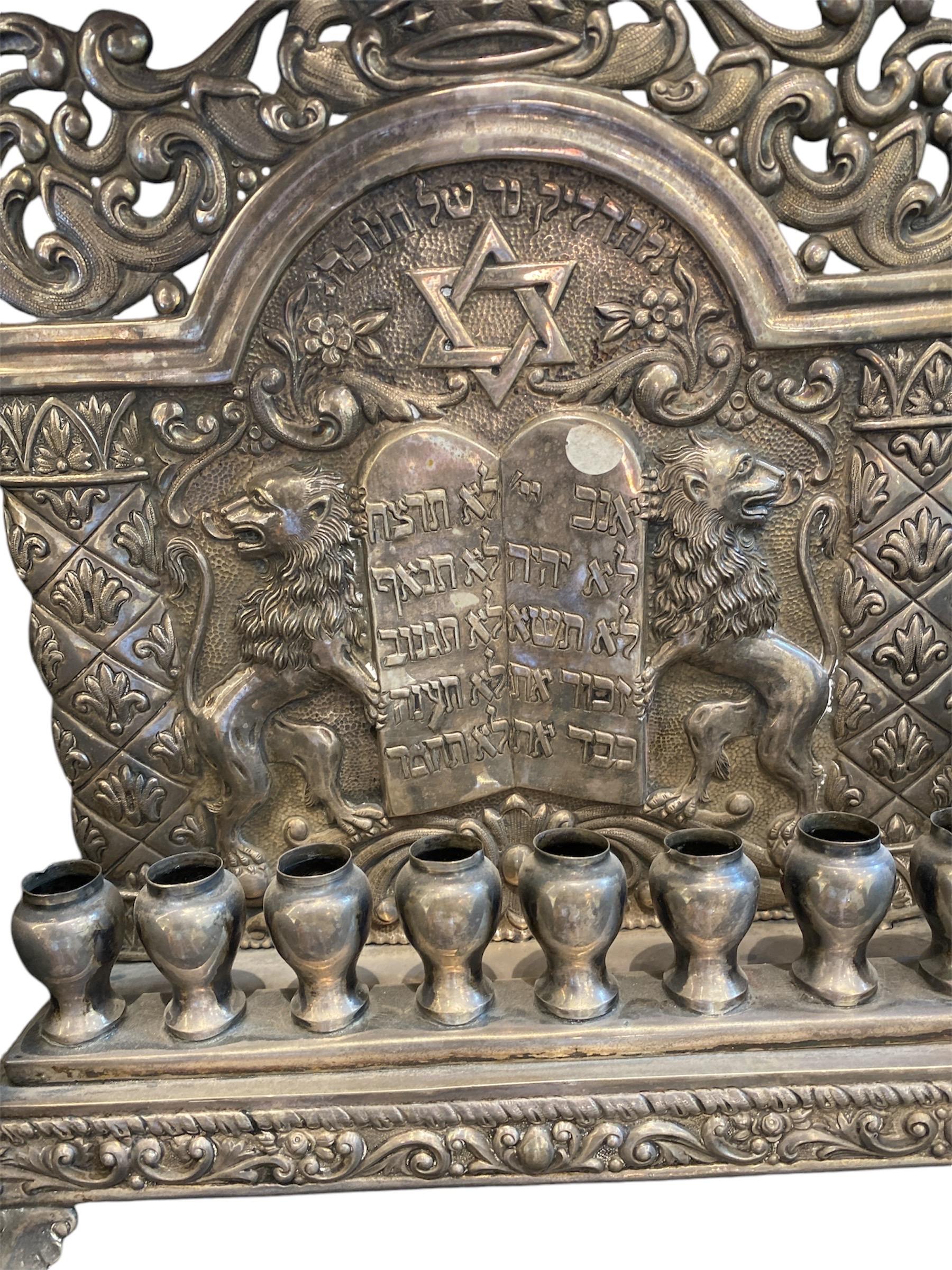 Arts and Crafts Menorah di Hanukkah in argento del XIX secolo in vendita