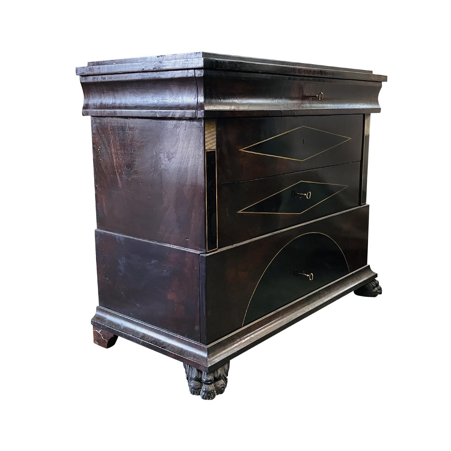 19th Century European Veneered Mahogany Chest of Drawers - Antique Commode In Good Condition For Sale In West Palm Beach, FL