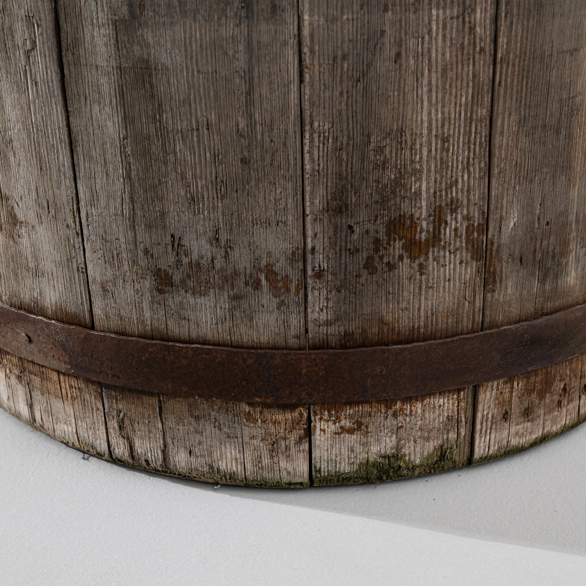 19th Century European Wooden Bucket For Sale 2
