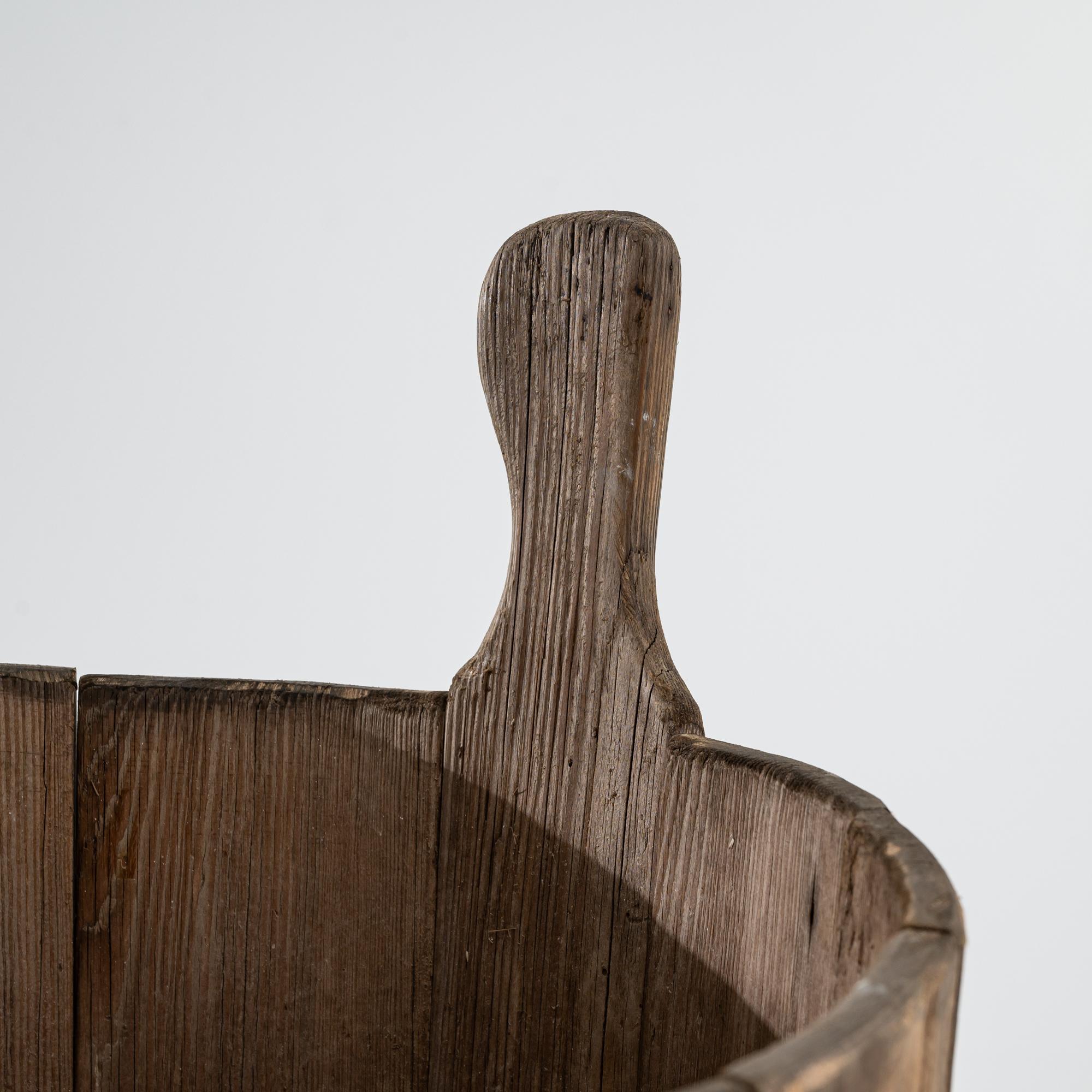 Metal 19th Century European Wooden Bucket For Sale
