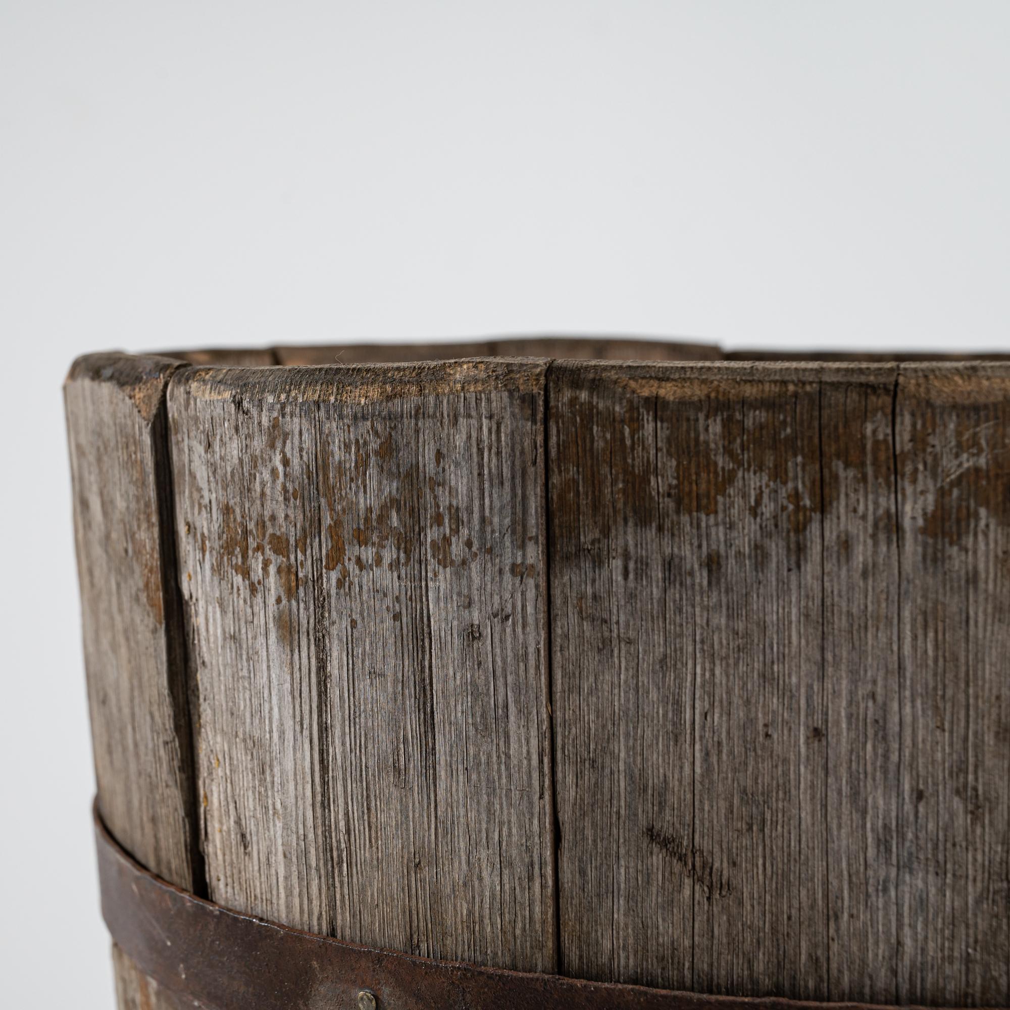 19th Century European Wooden Bucket For Sale 1