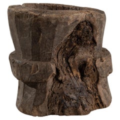 Europäischer Holzmortar aus dem 19. Jahrhundert