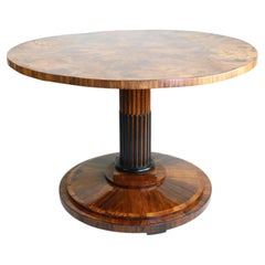 19th Century Exceptional Biedermeier Walnut Salon Table. Vienna, c. 1820.