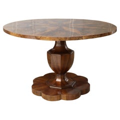 19th Century Exquisite Biedermeier Walnut Table. Vienna, c. 1825.