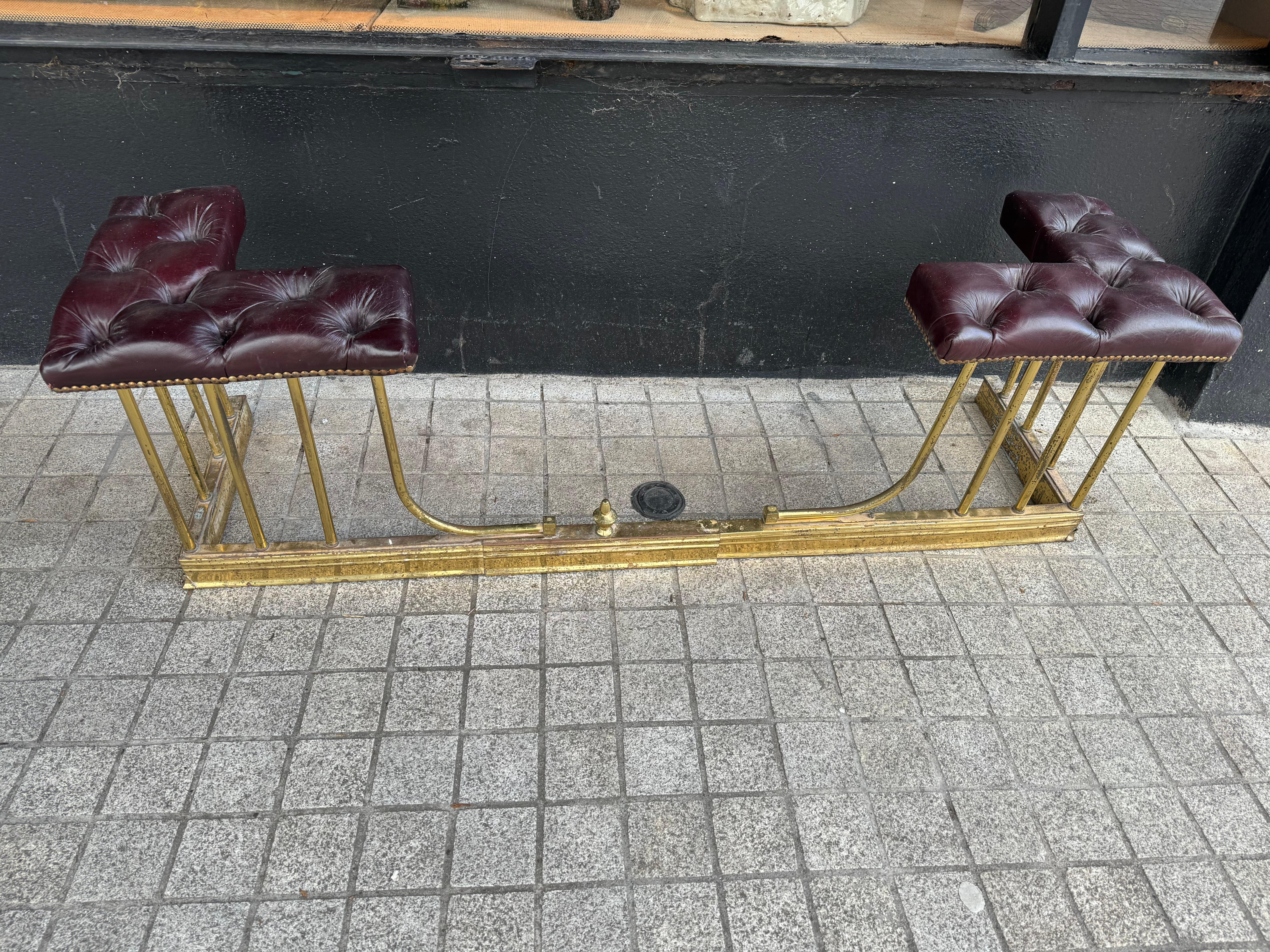 Ottone Parafango in ottone allungabile del XIX secolo in vendita