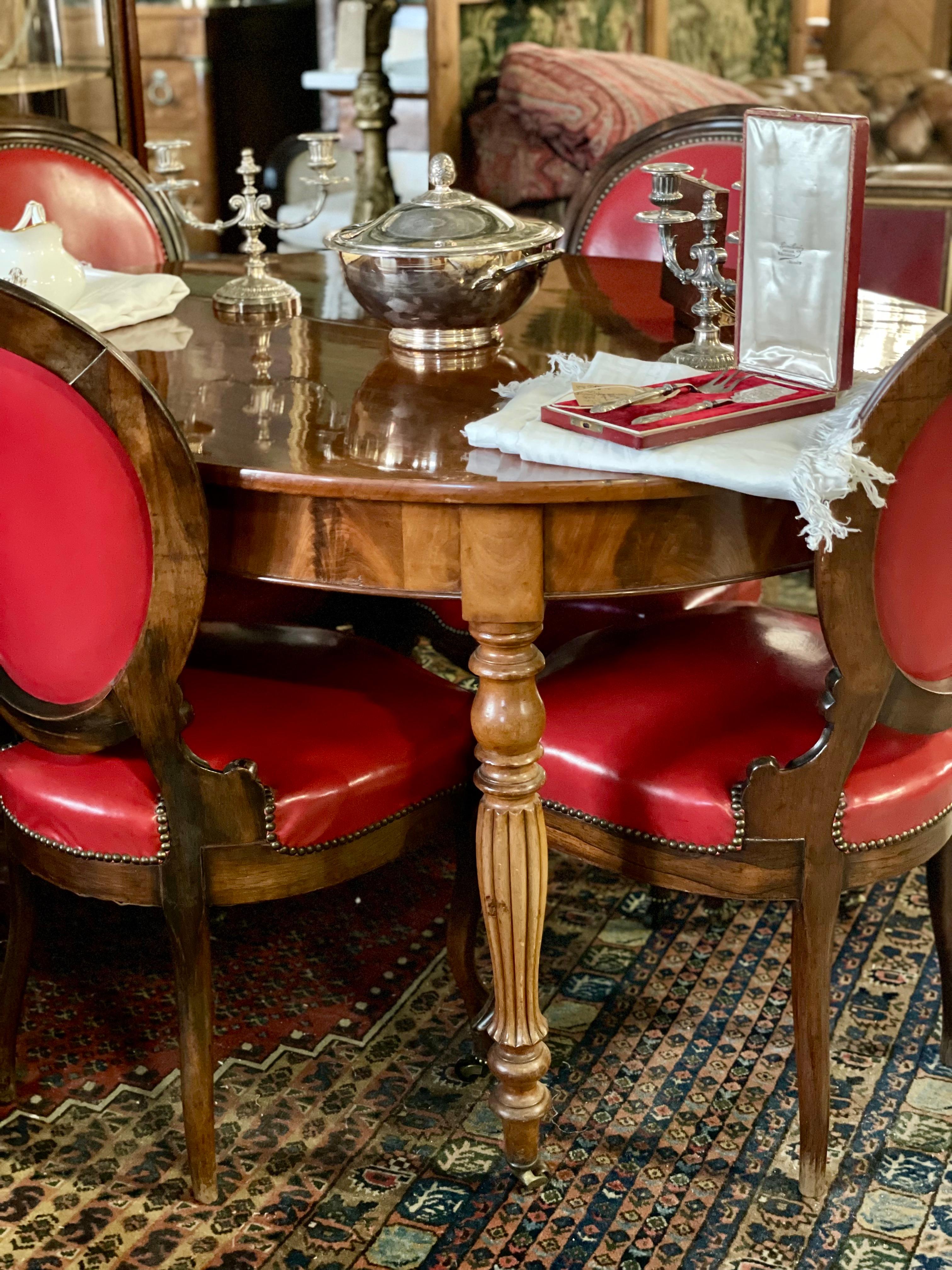 Table de salle à manger à rallonge du 19e siècle en vente 3