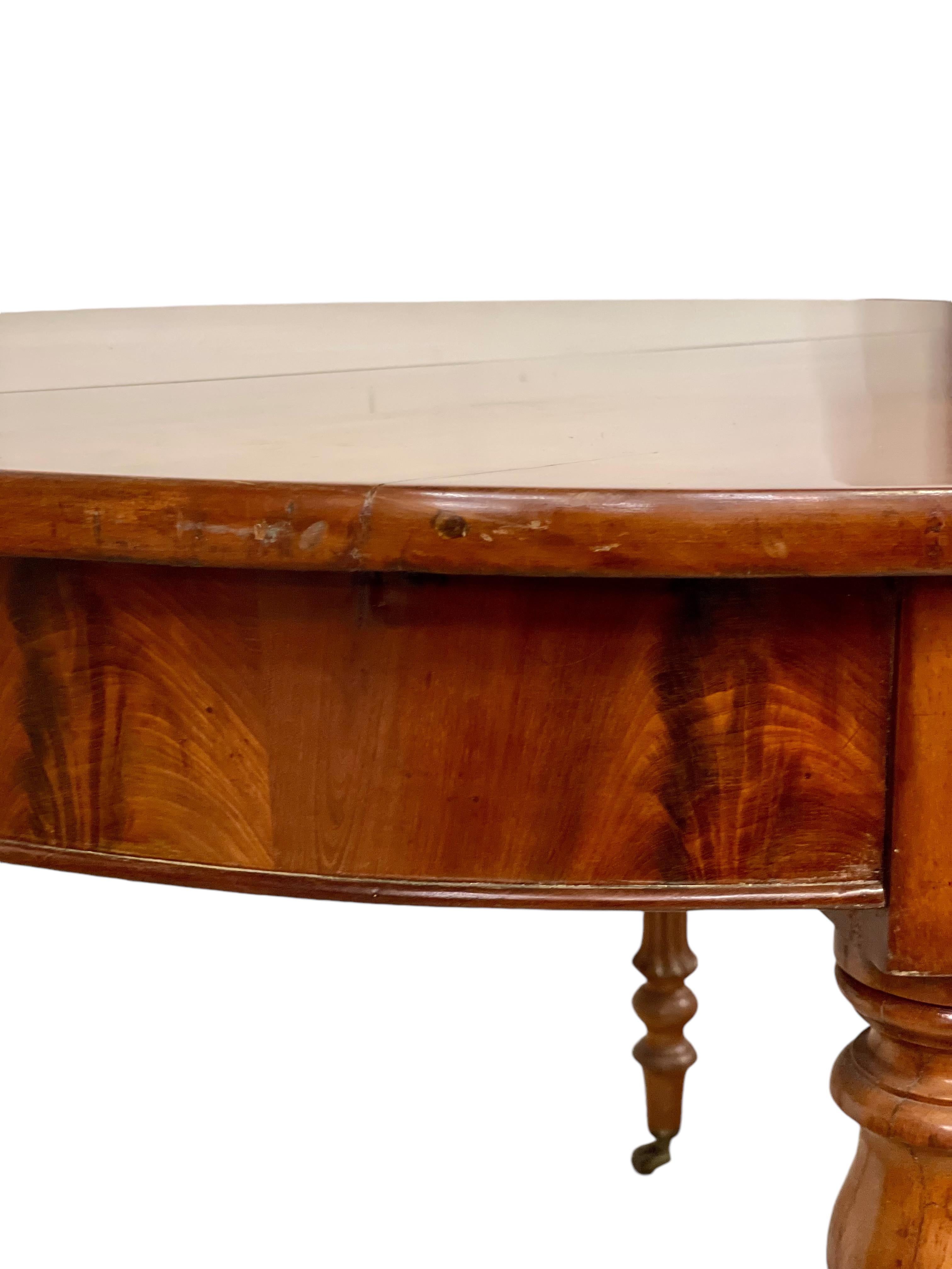 XIXe siècle Table de salle à manger à rallonge du 19e siècle en vente