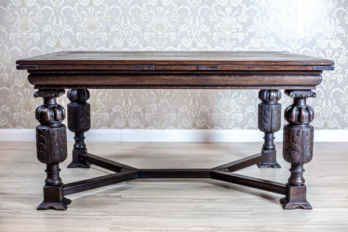 European 19th Century Extendable Oak Table
