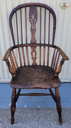 19th Century Extended Arm Windsor Chair
