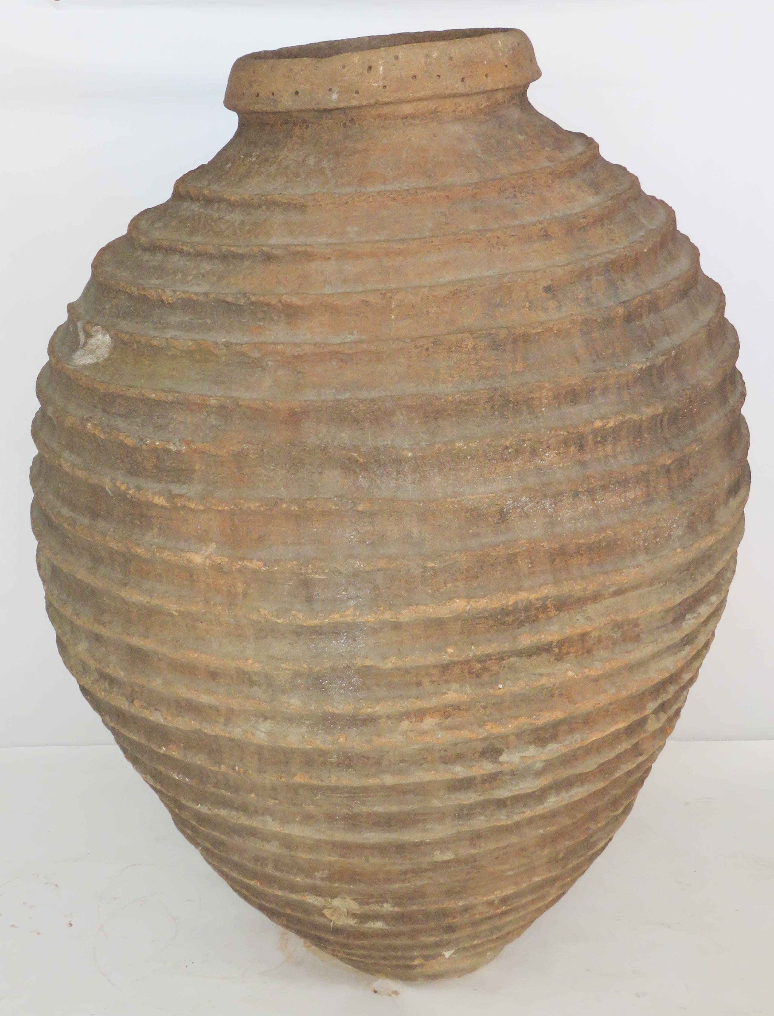 19th Century Extra Large Ribbed Ceramic Jar In Good Condition In Alella, ES