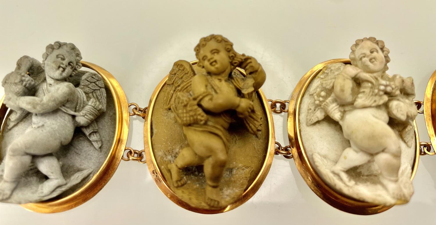 Suite de camafeos de lava extremadamente raros del siglo XIX Victoriano temprano en venta