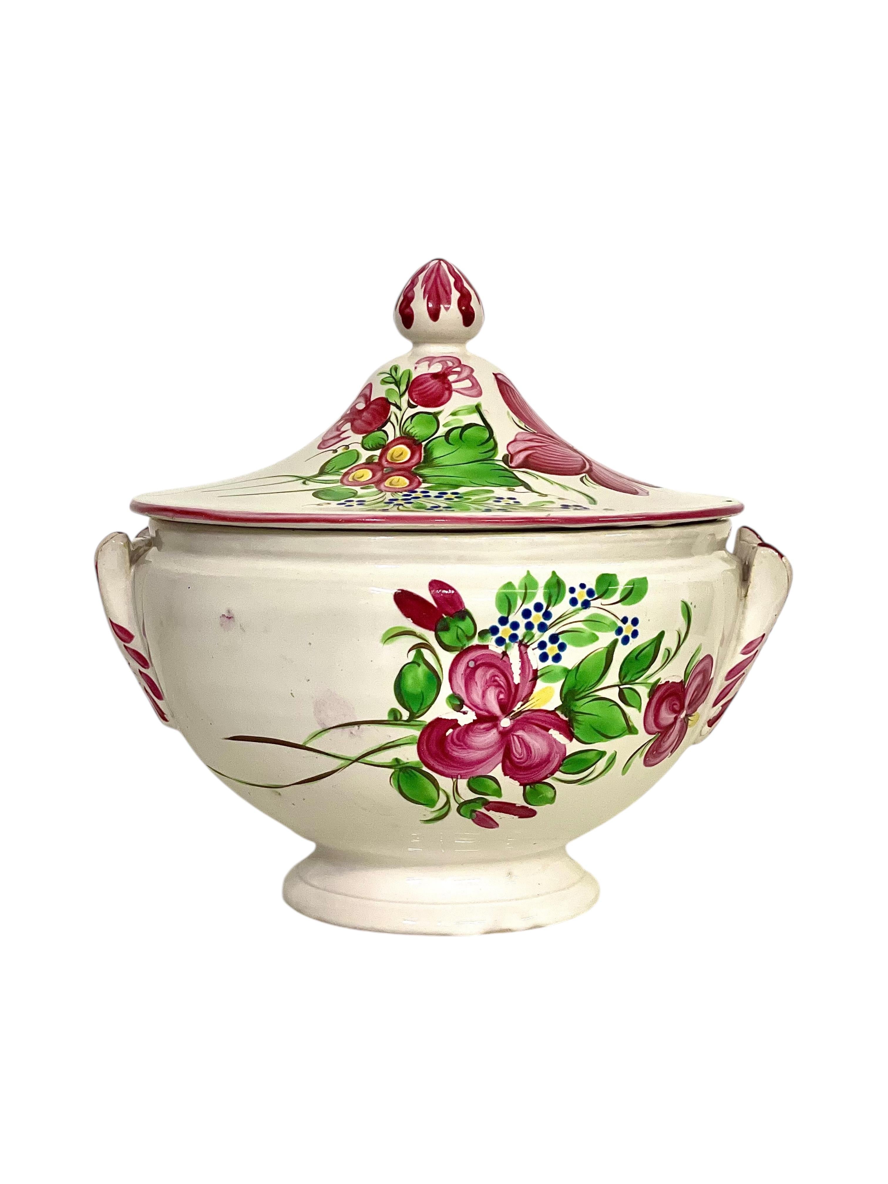 Zuppiera in maiolica del XIX secolo, stile Keller & Guérin, Lunéville in vendita 6