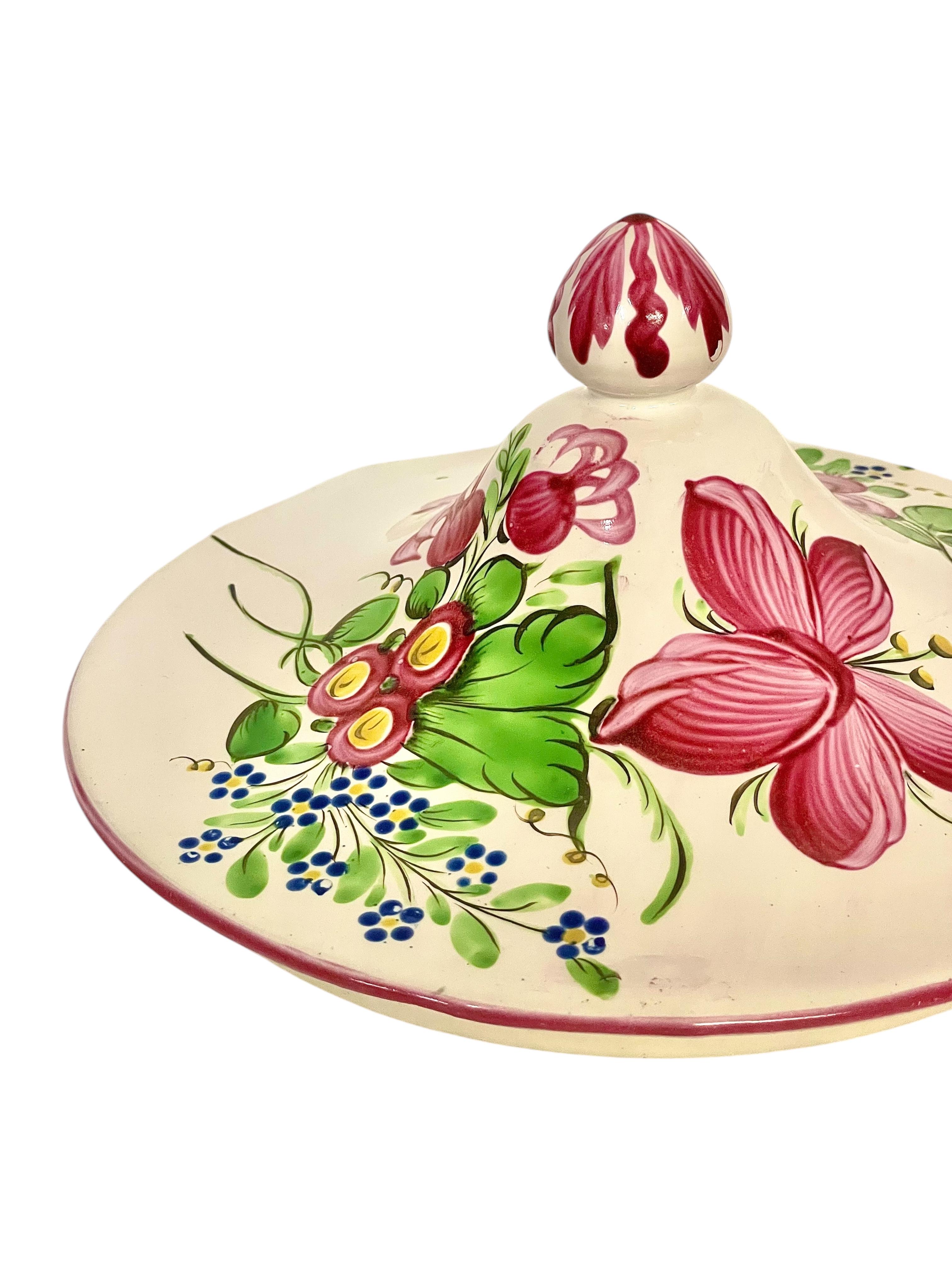 Zuppiera in maiolica del XIX secolo, stile Keller & Guérin, Lunéville in vendita 2