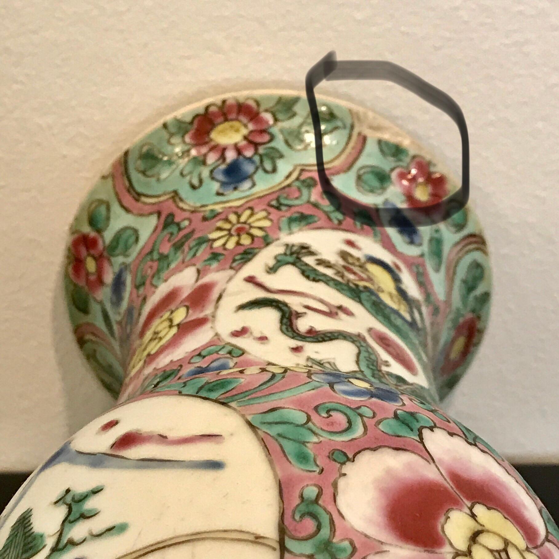 19th Century Famille Verte Chinese Export Vase For Sale 11