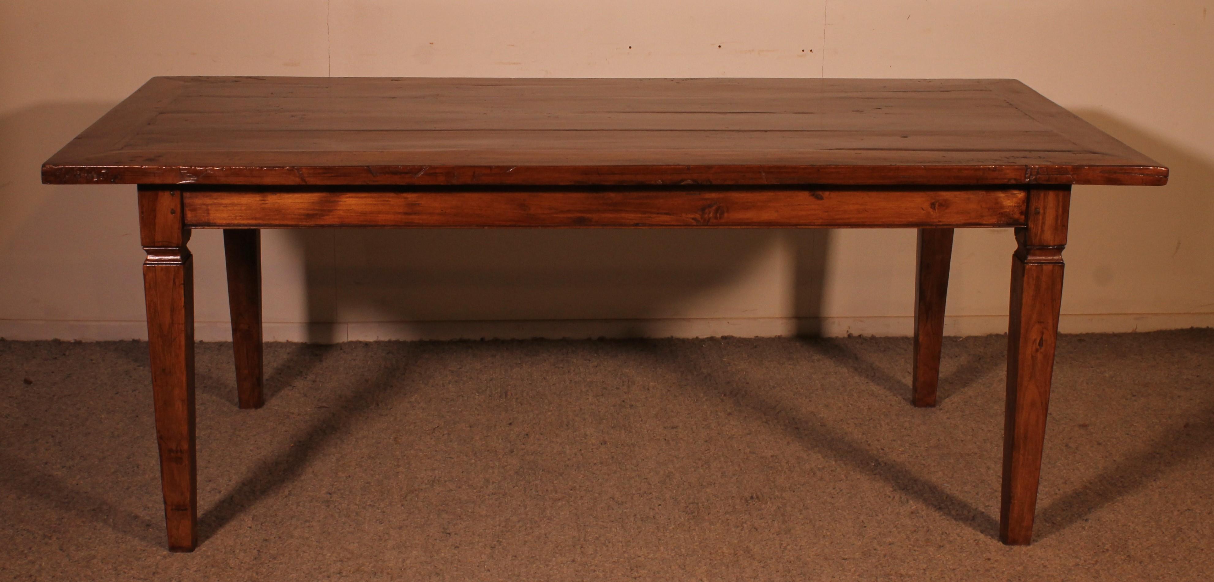 19th Century Farmhouse Table - Netherlands With A Width Of 94cm For Sale 1
