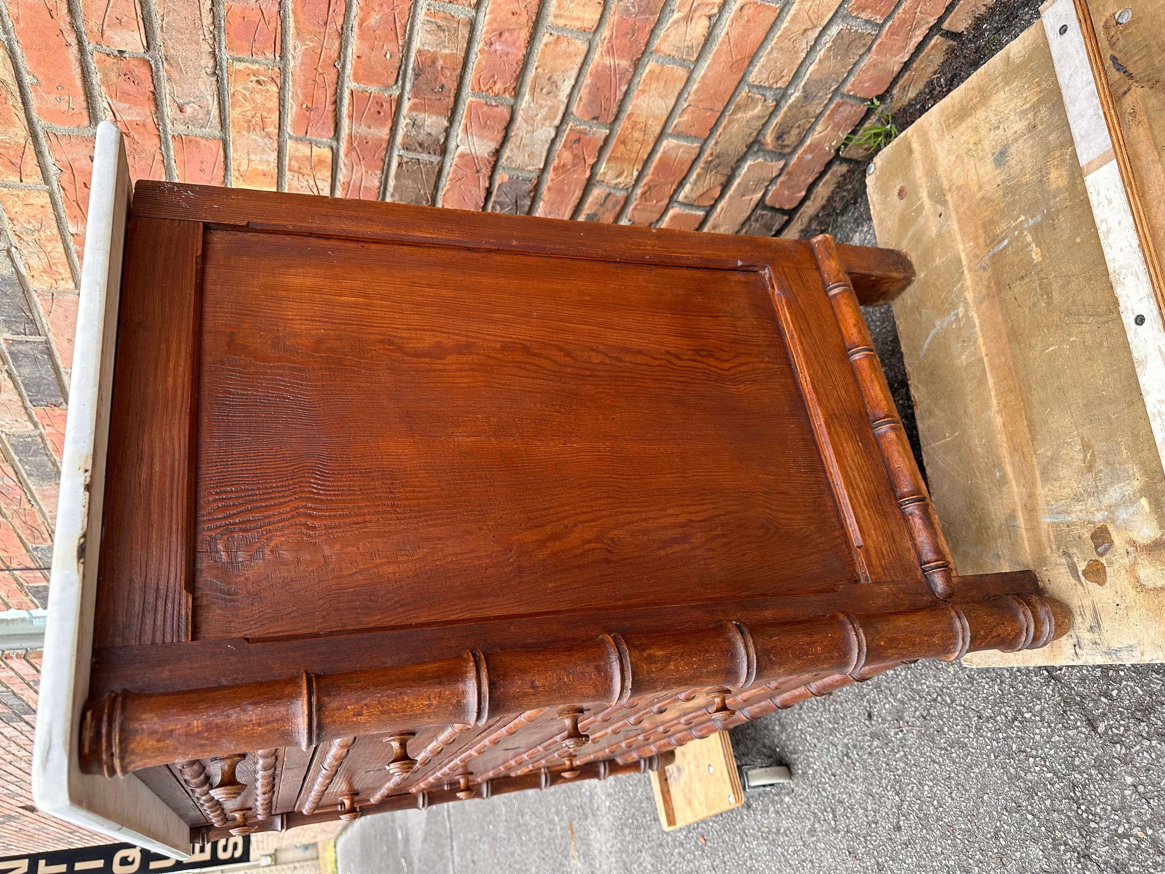 19th Century Faux Bamboo Chest For Sale 1
