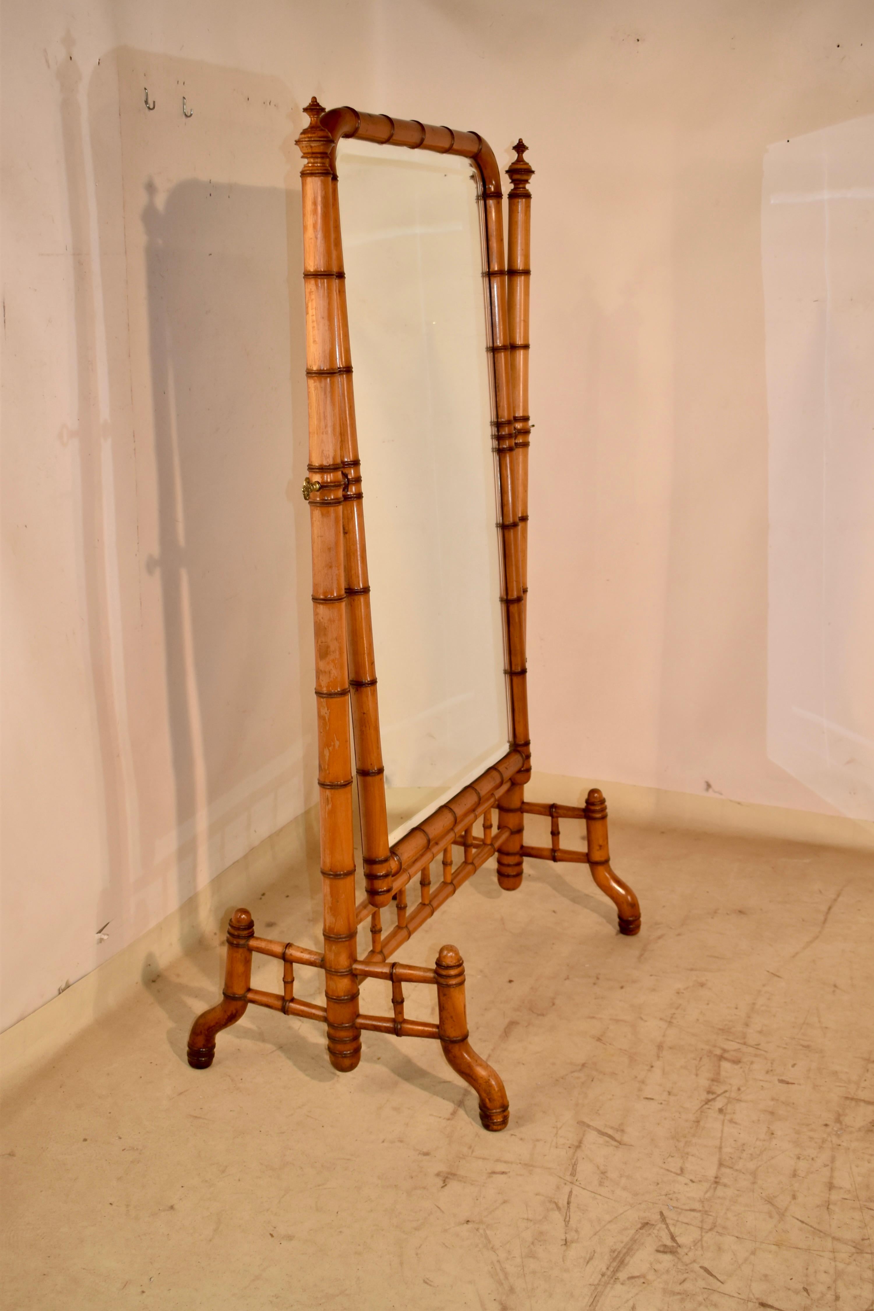 Specchio chevale in finto bambù del XIX secolo in vendita 4