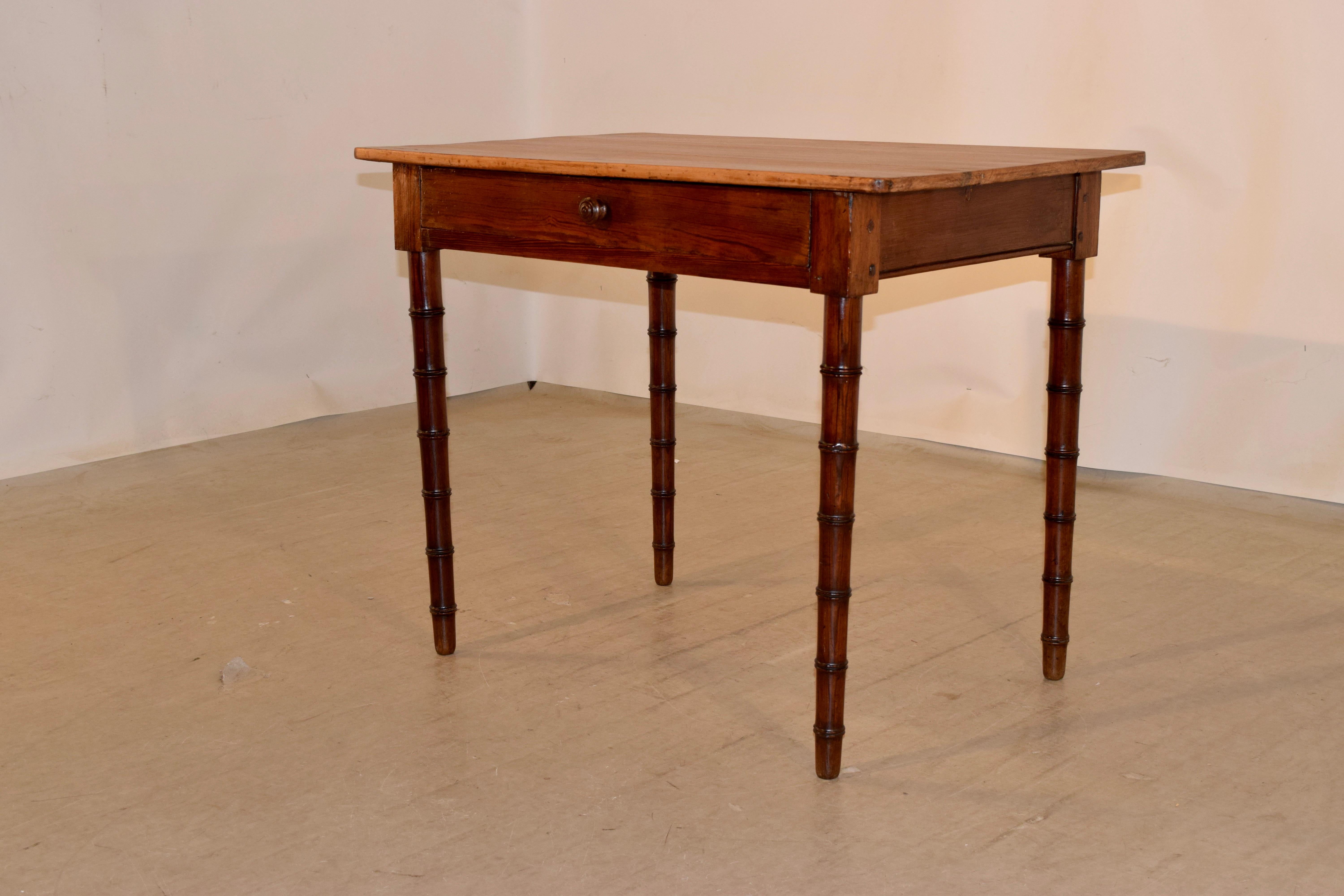 19th Century Faux Bamboo Side Table In Good Condition In High Point, NC