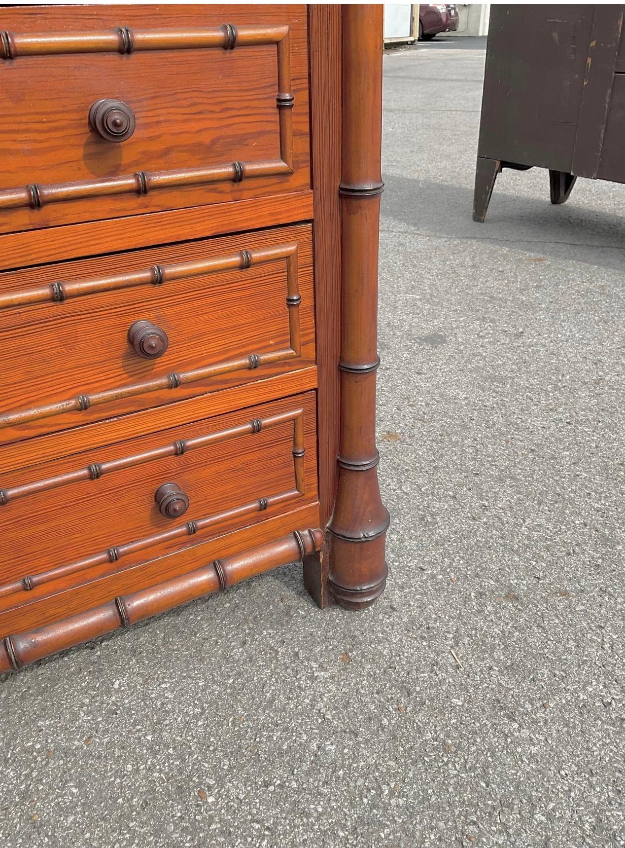 19th Century Faux Bamboo Wash Stand In Excellent Condition For Sale In Nashville, TN