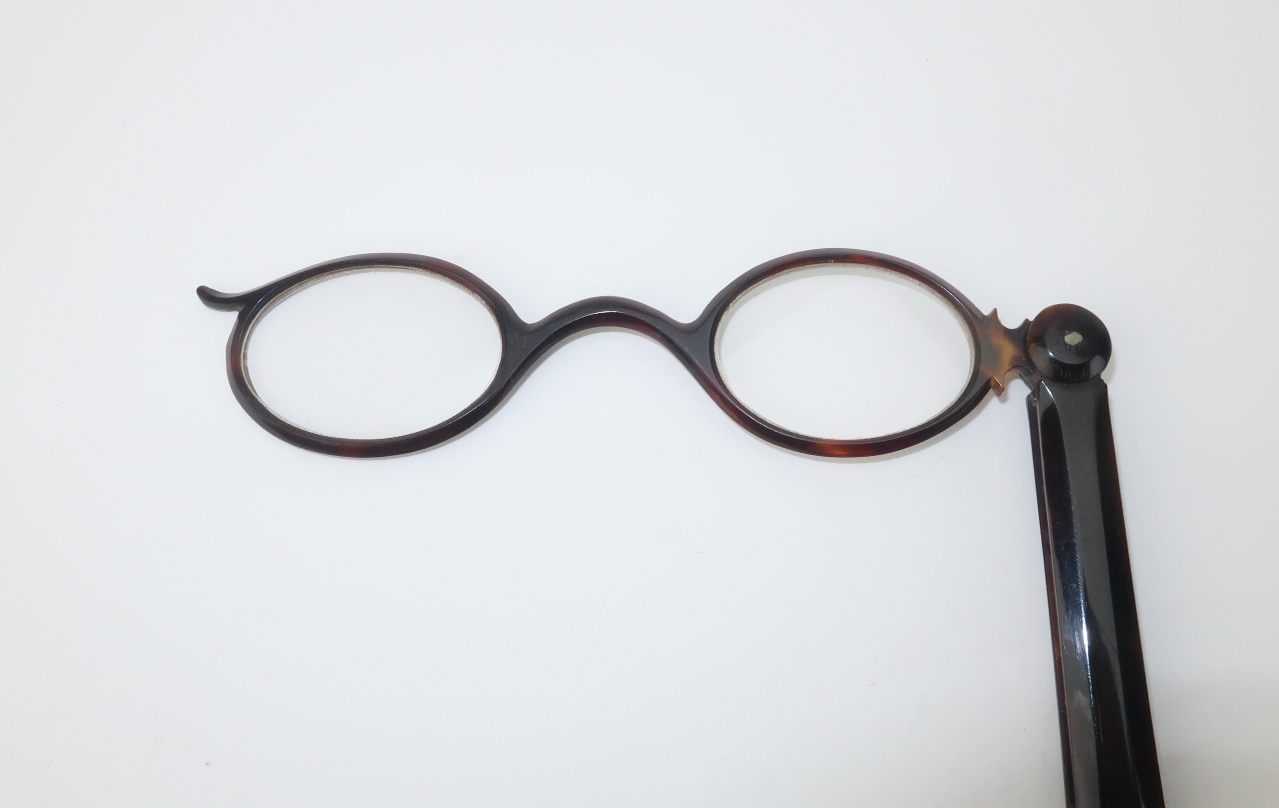 19th Century Faux Tortoise Shell Long Handled Lorgnette Glasses In Good Condition For Sale In Atlanta, GA