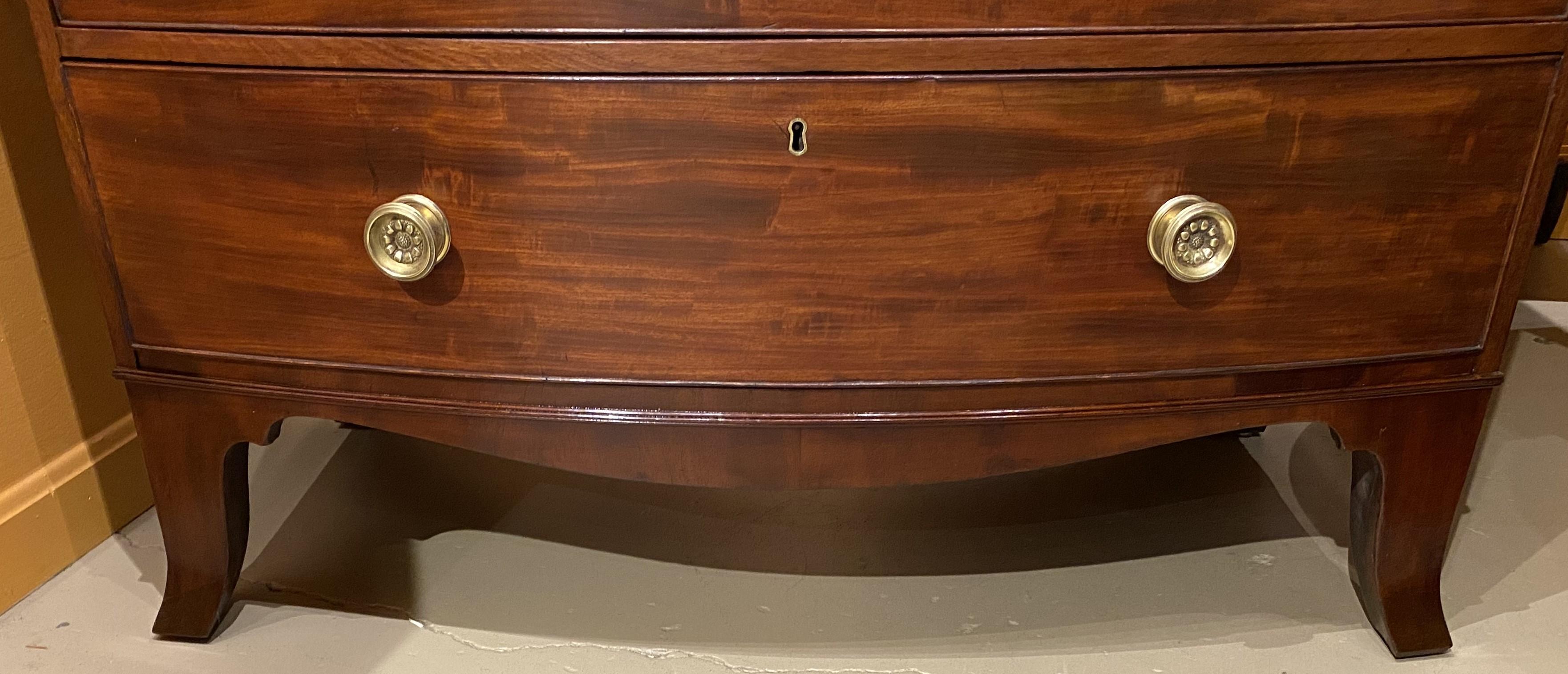 19th Century Federal American Two Over Three Bow Front Chest In Mahogany In Good Condition In Milford, NH