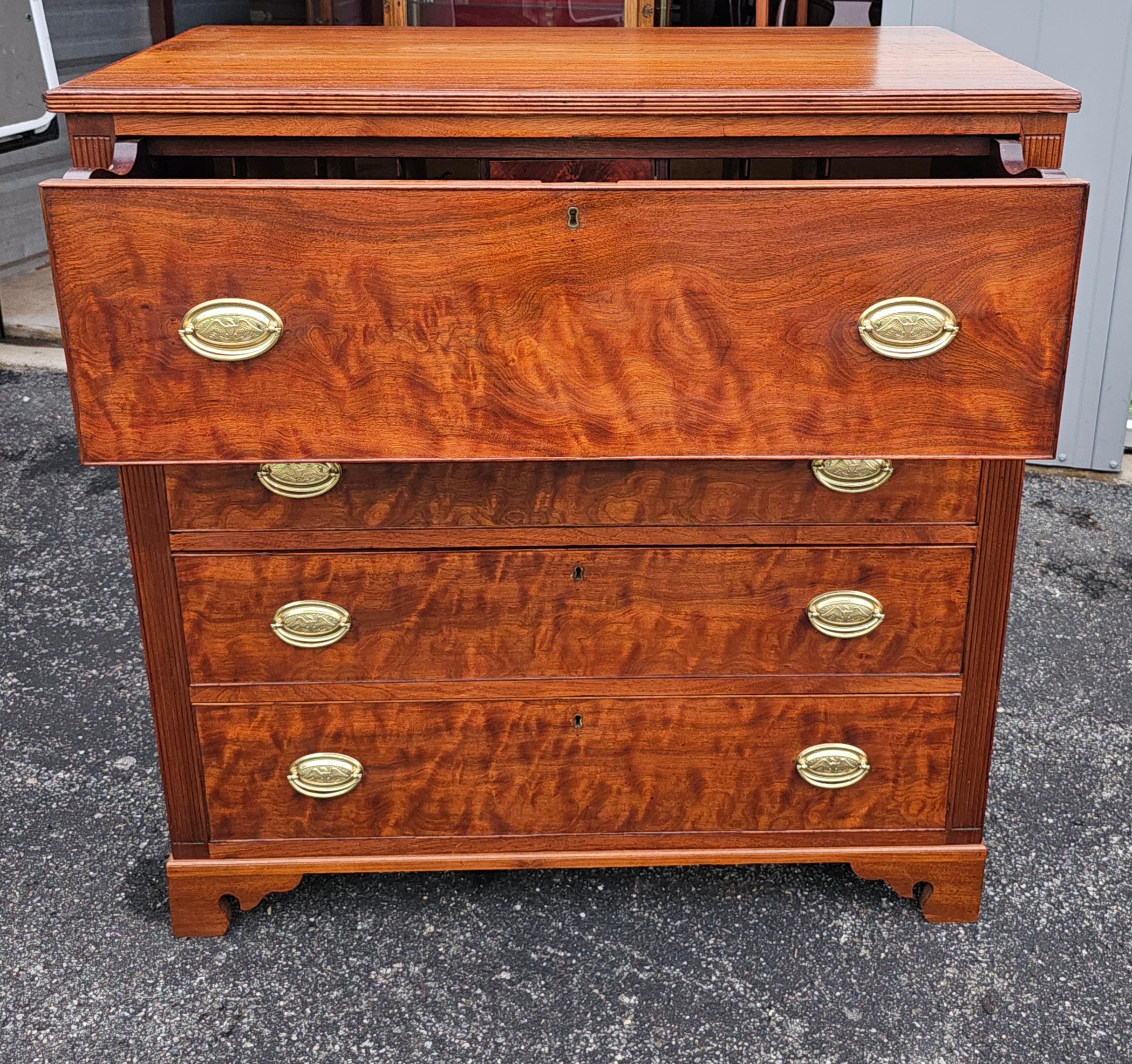 19th Century Federal Curly Tiger Figured Walnut Butler's Fall Front Desk For Sale 6