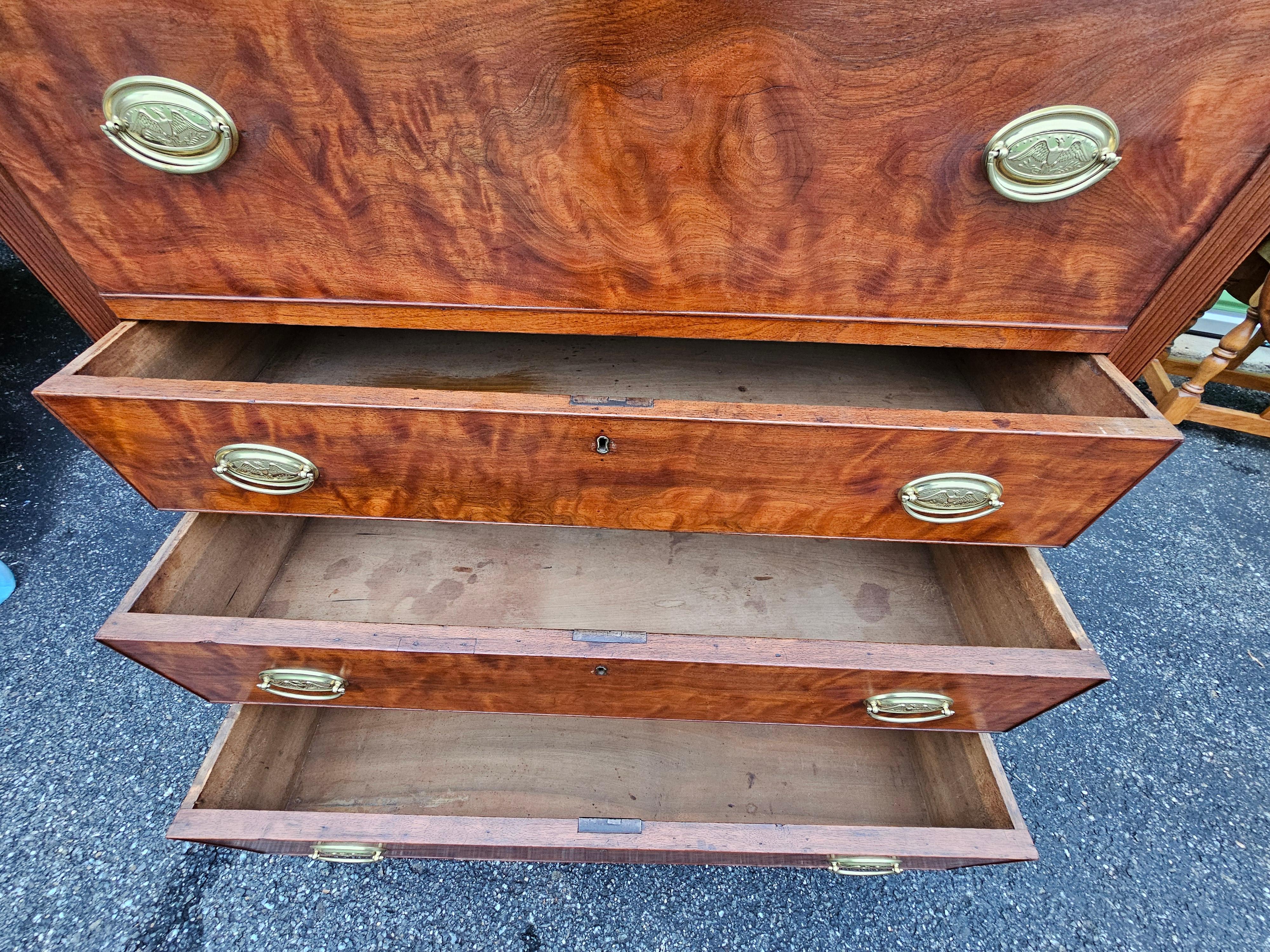 19th Century Federal Curly Tiger Figured Walnut Butler's Fall Front Desk For Sale 7