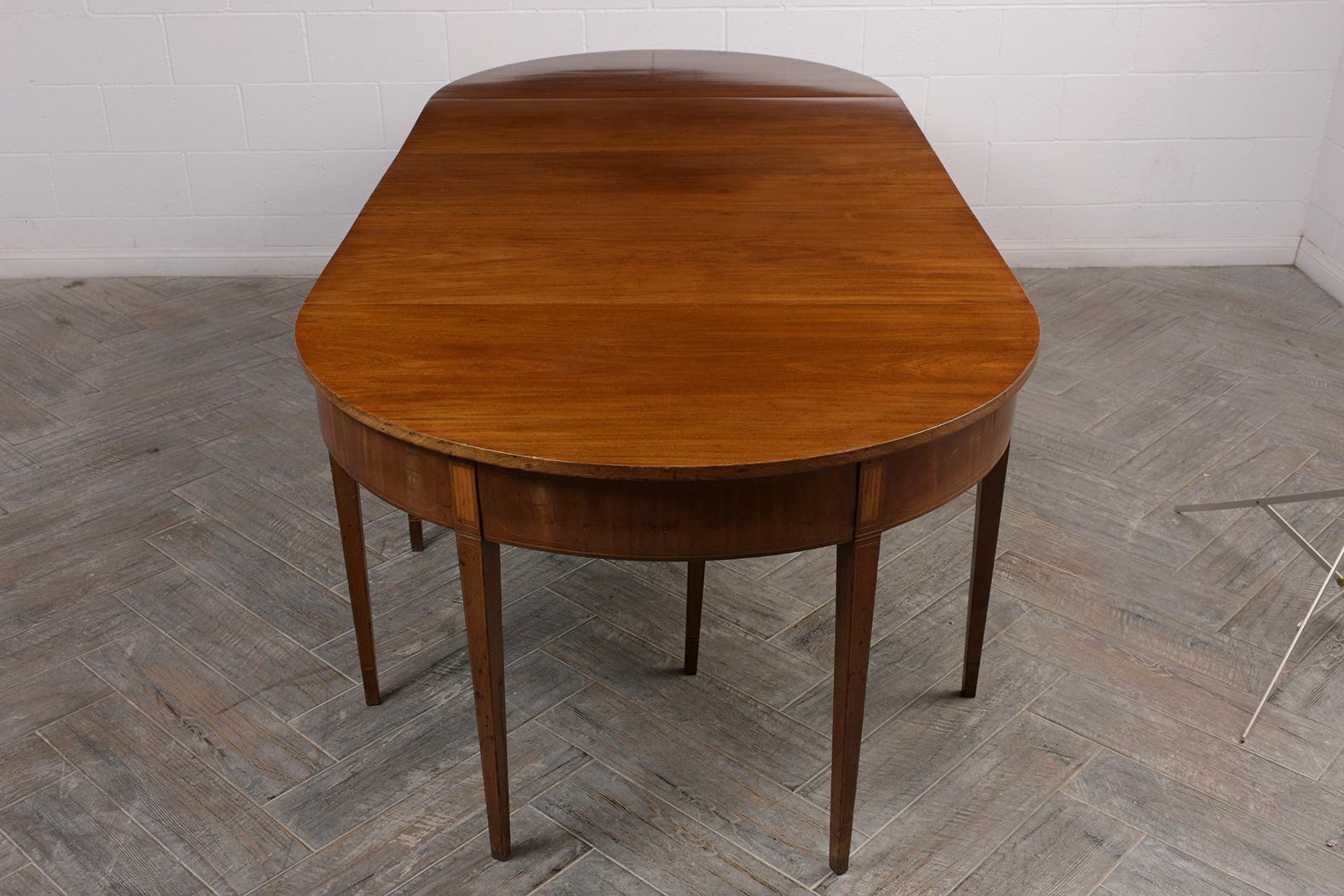 Federal Dining Table In Good Condition In Los Angeles, CA