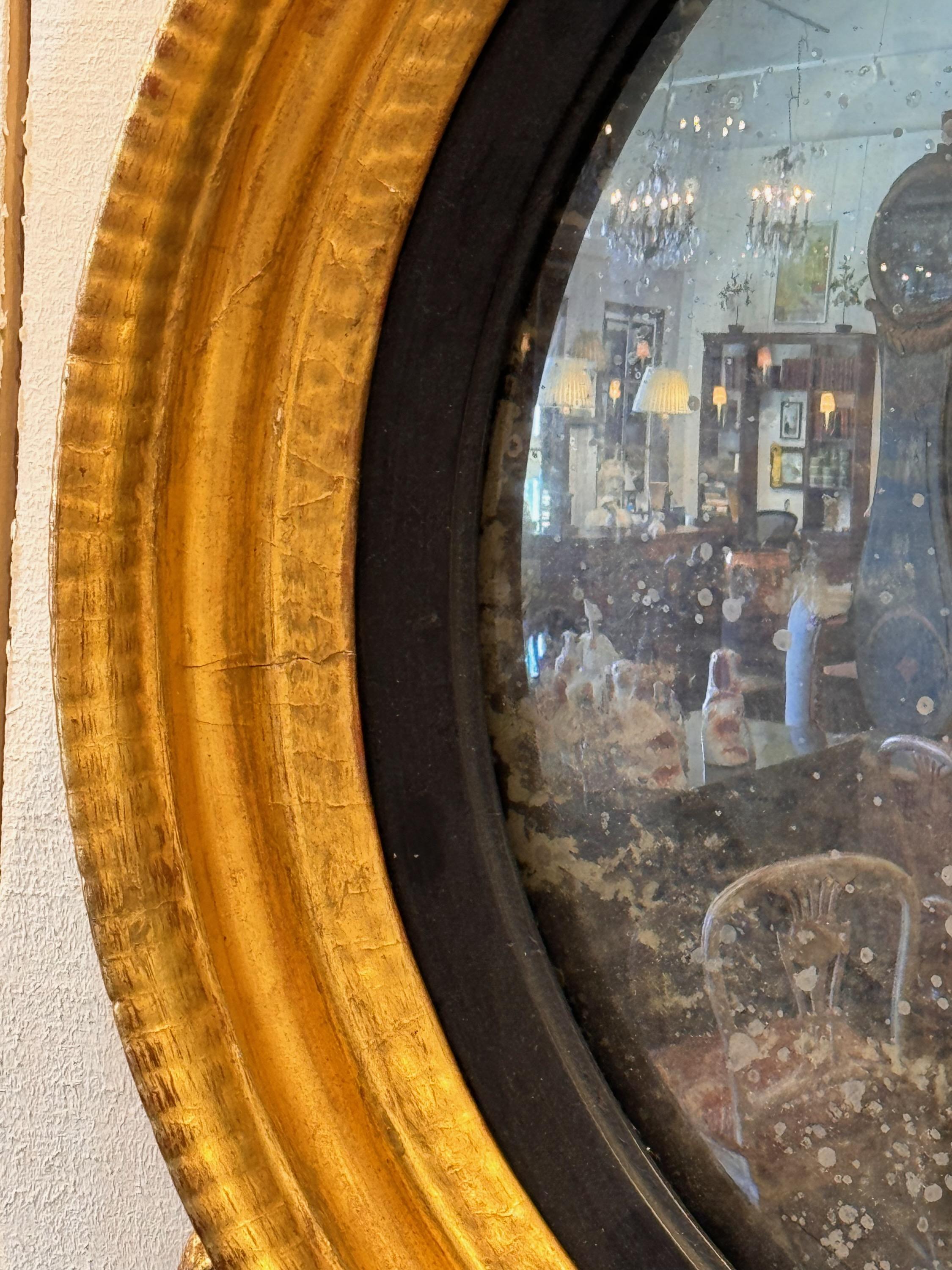 19th Century Federal Giltwood Convex Eagle Mirror For Sale 4