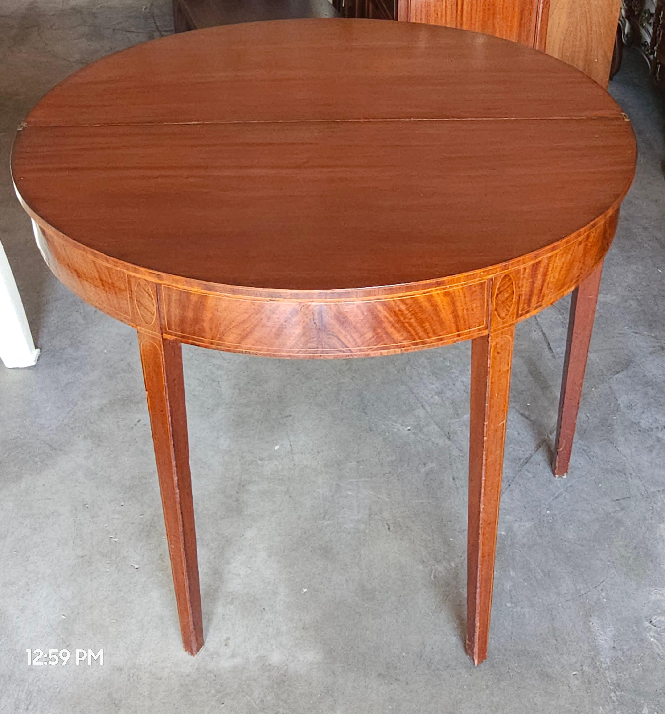 19th Century Federal Inlaid Mahogany Demilune Fold Top Console / Card Table In Good Condition For Sale In Germantown, MD