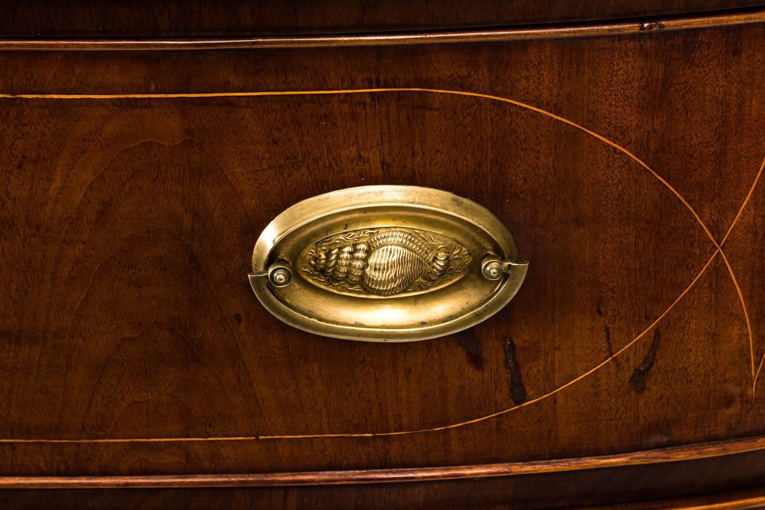 19th Century Federal Sheraton Bow Front Chest 2