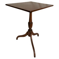 19th Century Federal Style Pedestal Side Table