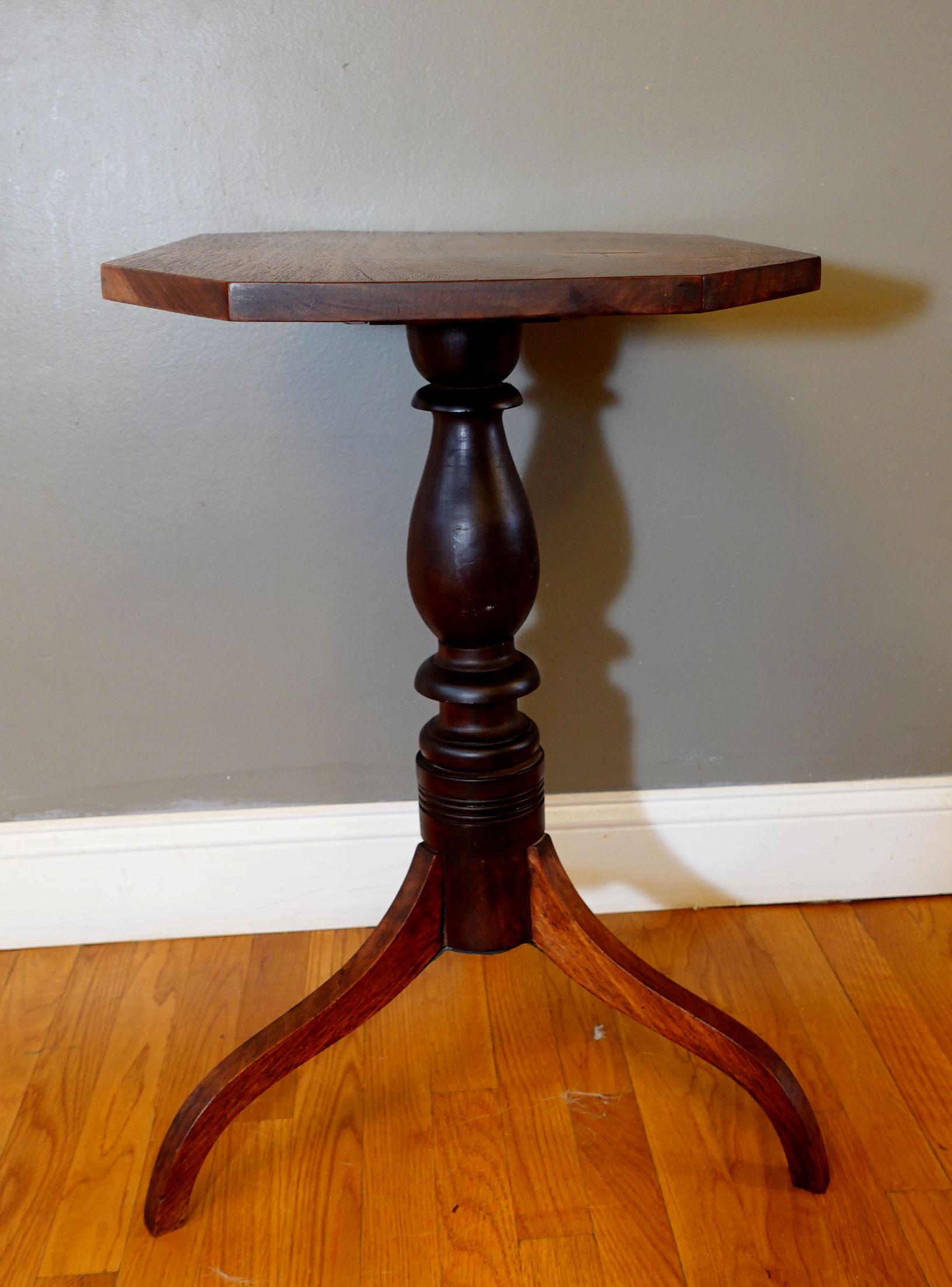 Wood 19th Century Federal Style Walnut Tilt Top Candle Stand For Sale