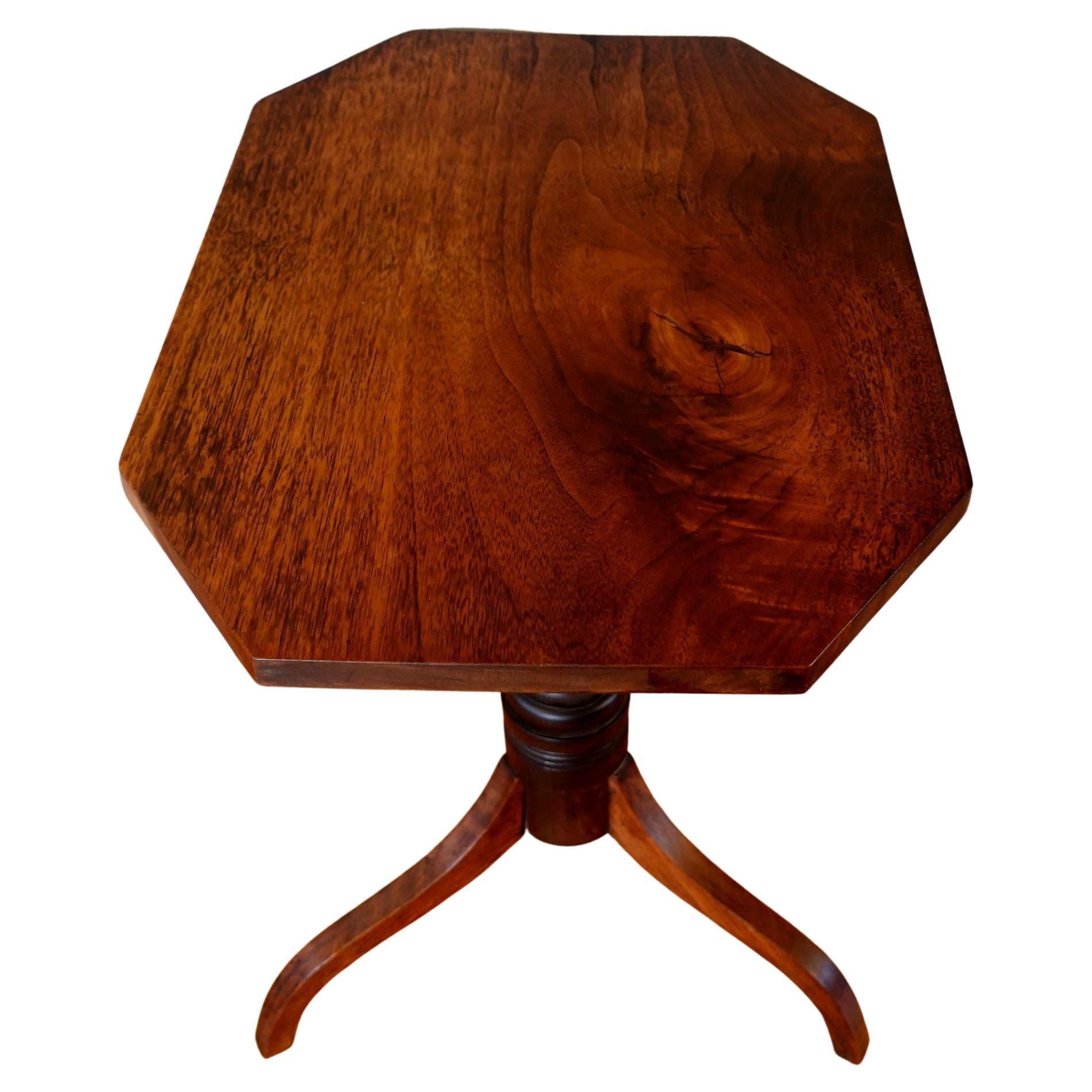 19th Century Federal Style Walnut Tilt Top Candle Stand For Sale
