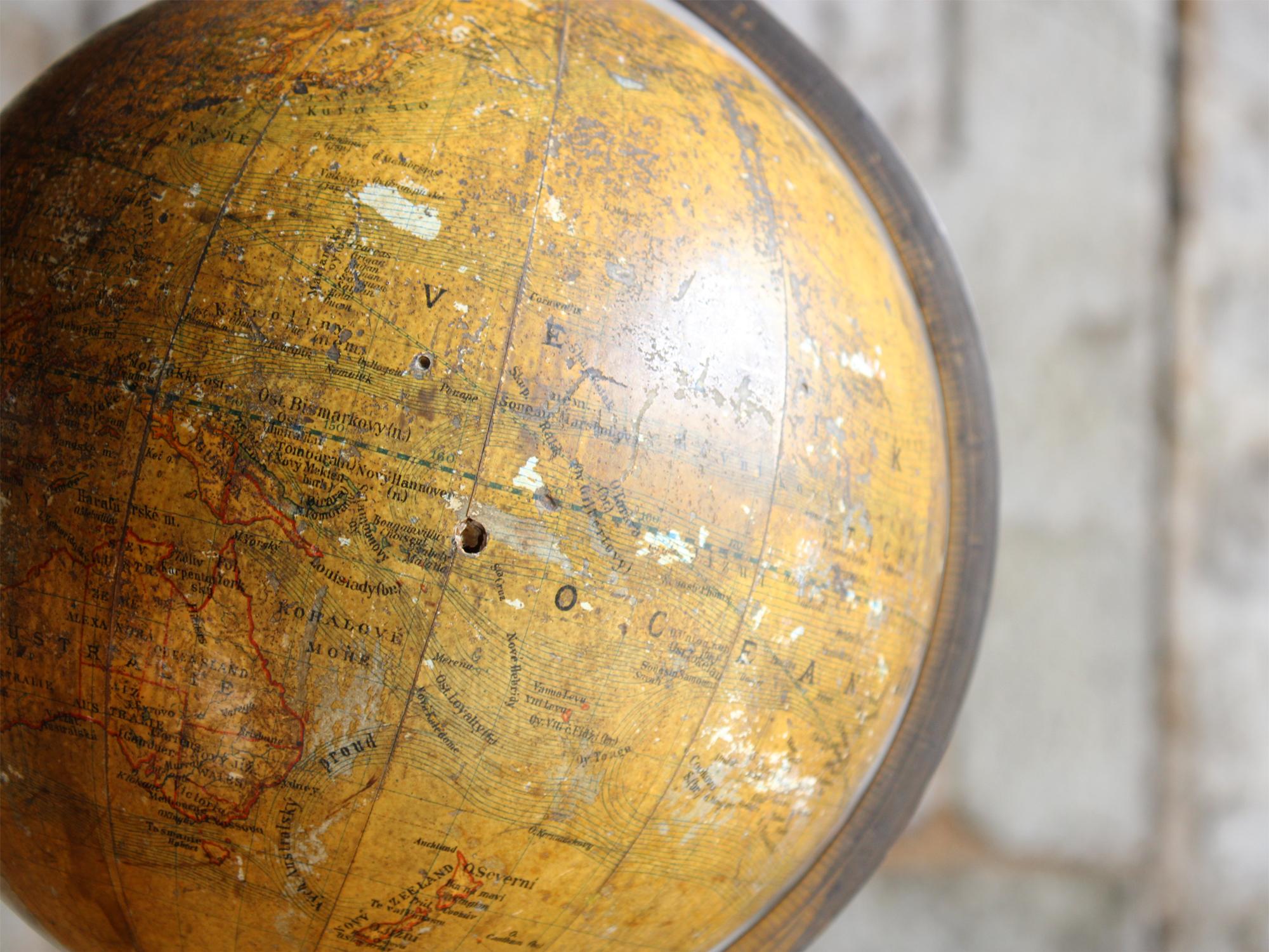 Felkl & Son Terrestrial Globe aus dem 19. Jahrhundert im Angebot 2