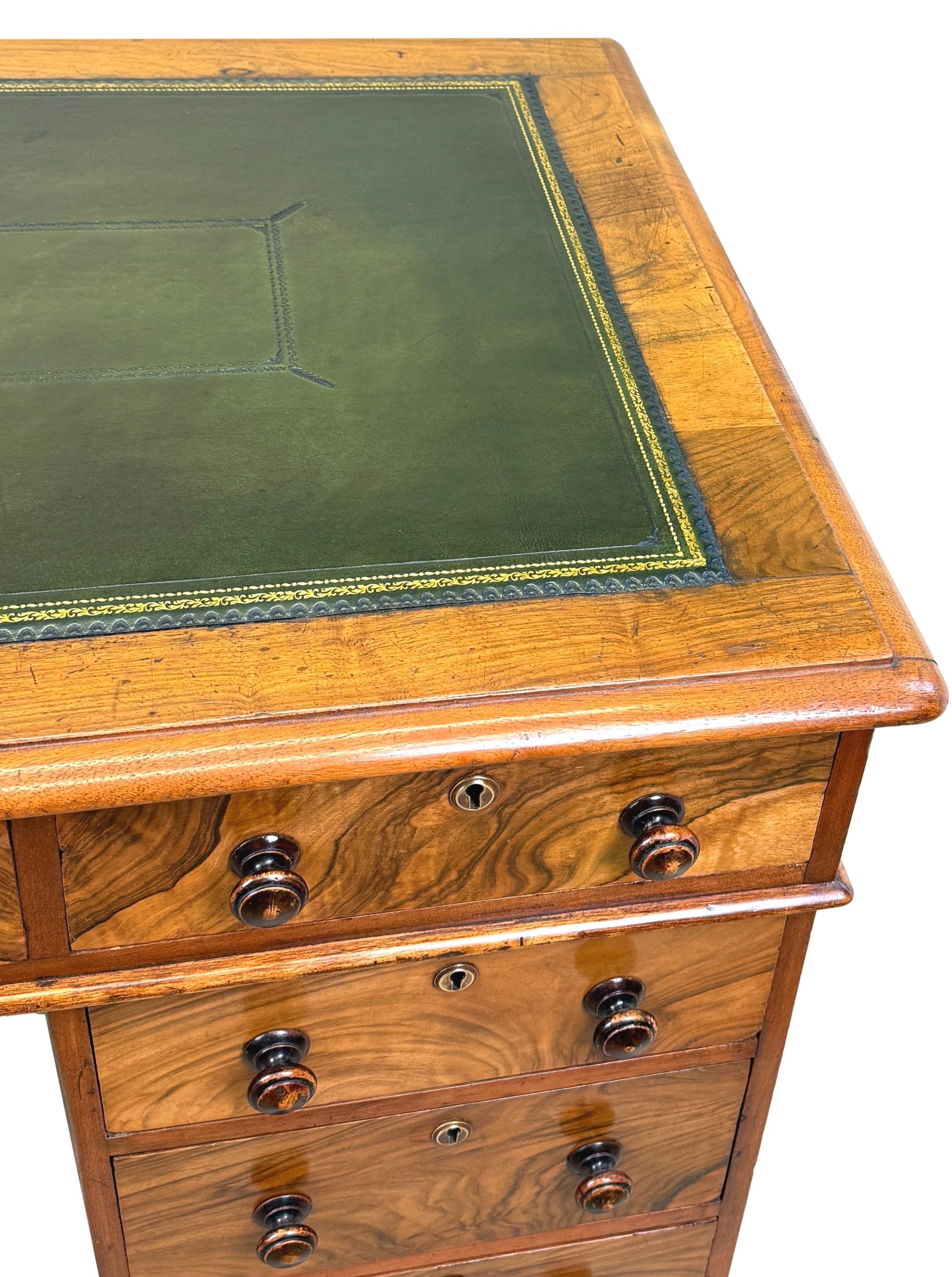19th Century Figured Walnut Pedestal Desk For Sale 1