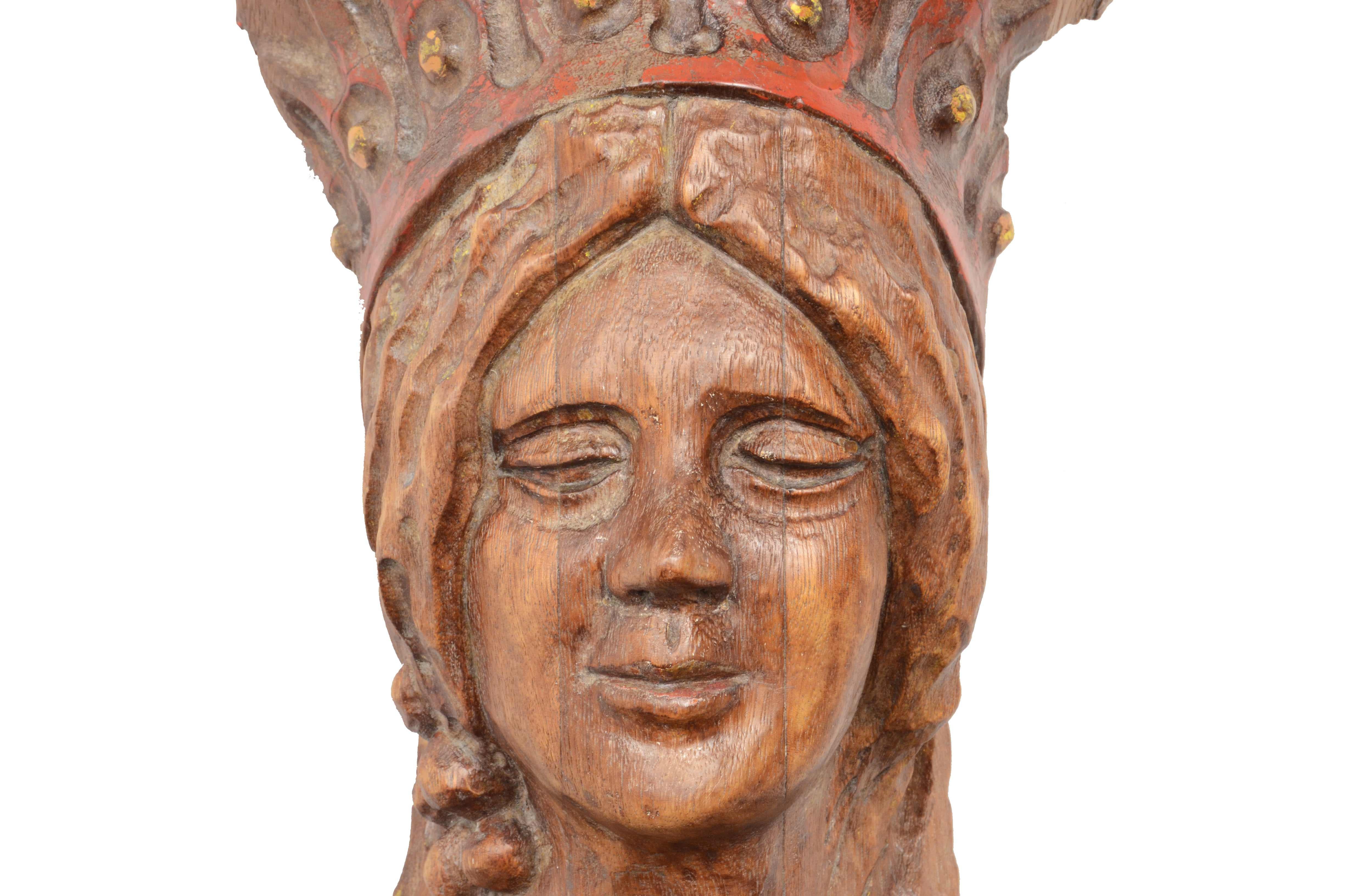 ship figurehead woman