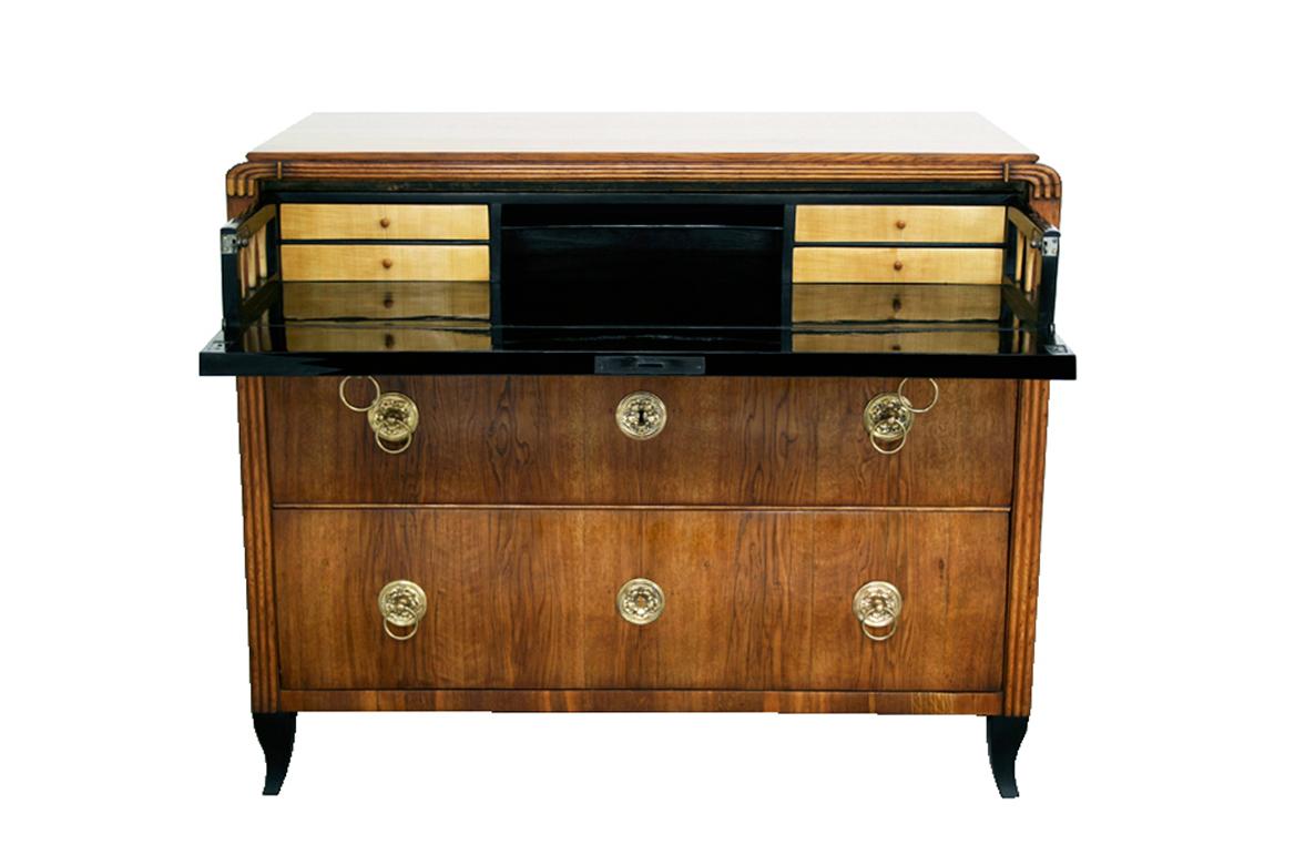 Ebanizzato Commode da ufficio Biedermeier del XIX secolo. Vienna, 1825 circa. in vendita
