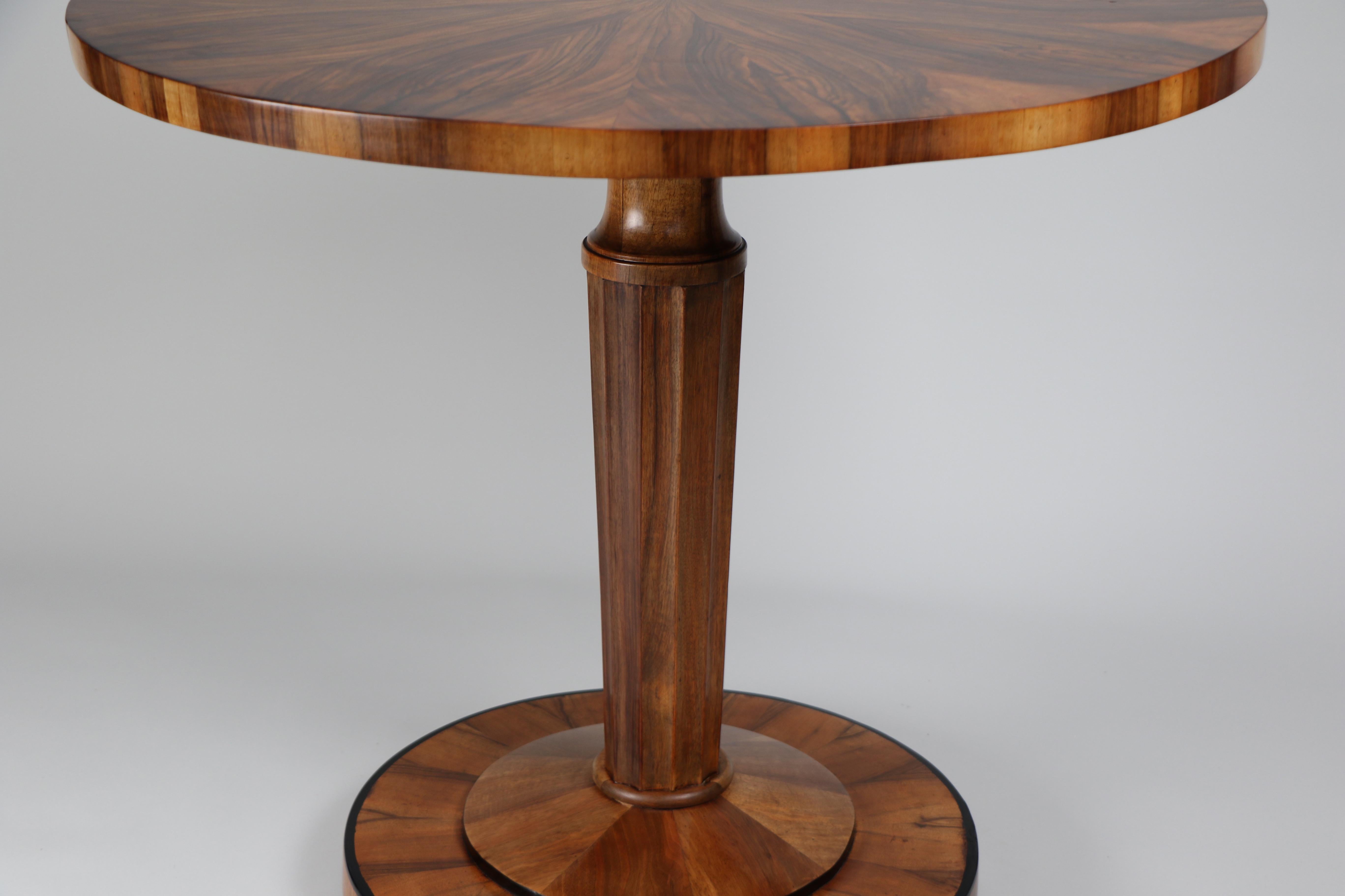 19th Century Fine Biedermeier Center Table. Vienna, c. 1825. For Sale 5