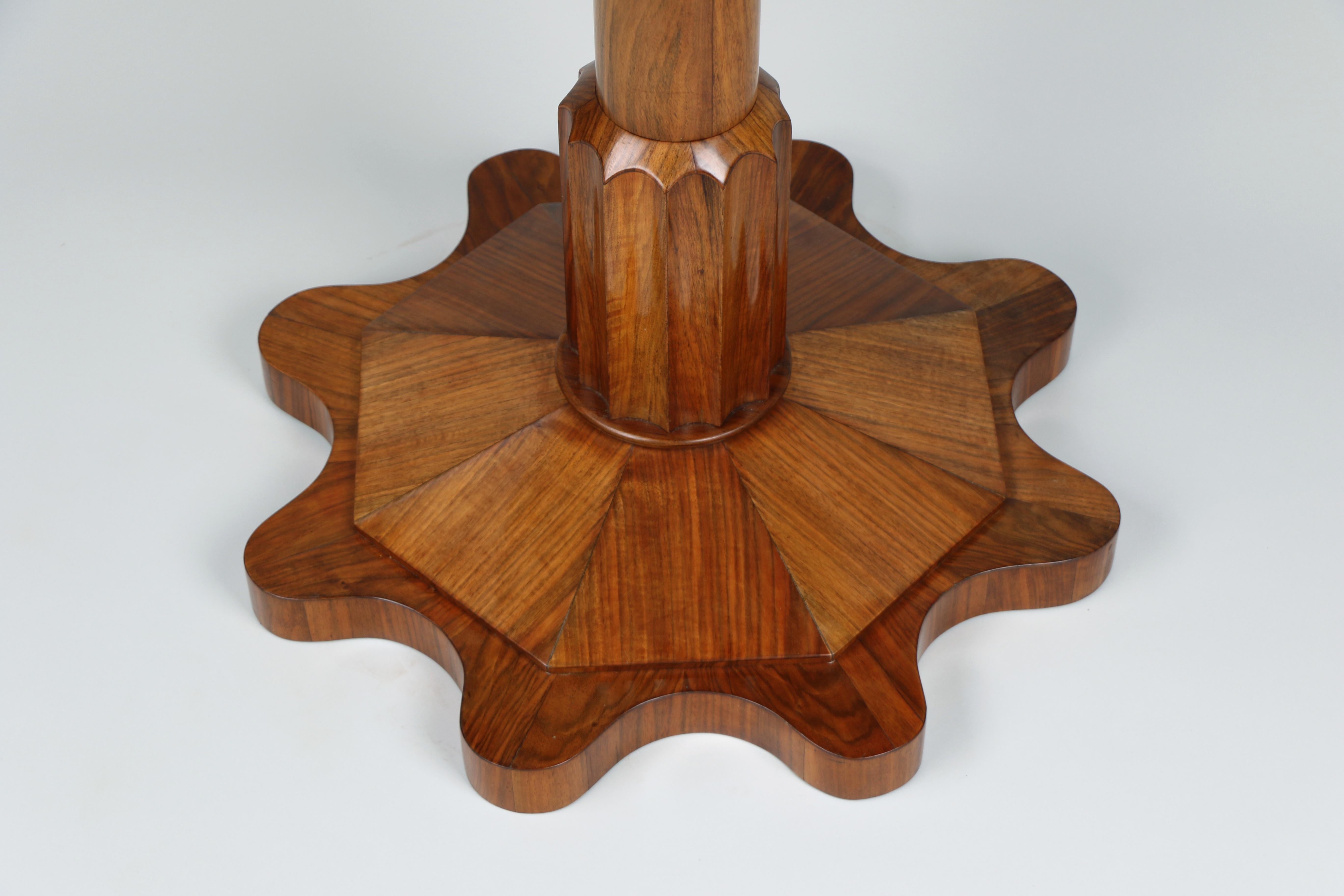 19th Century Fine Biedermeier Center Table. Vienna, c. 1825. For Sale 5