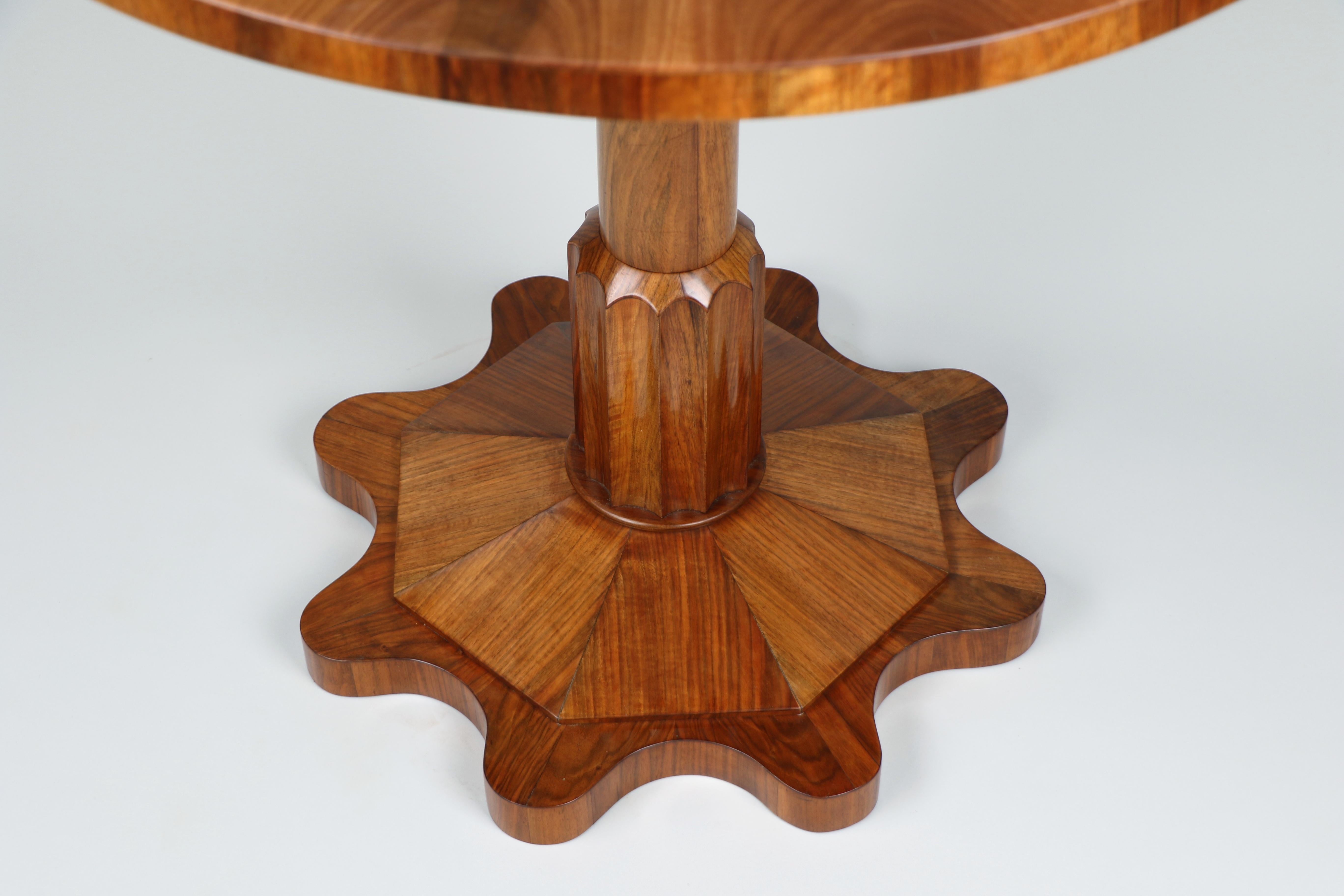 19th Century Fine Biedermeier Center Table. Vienna, c. 1825. For Sale 6