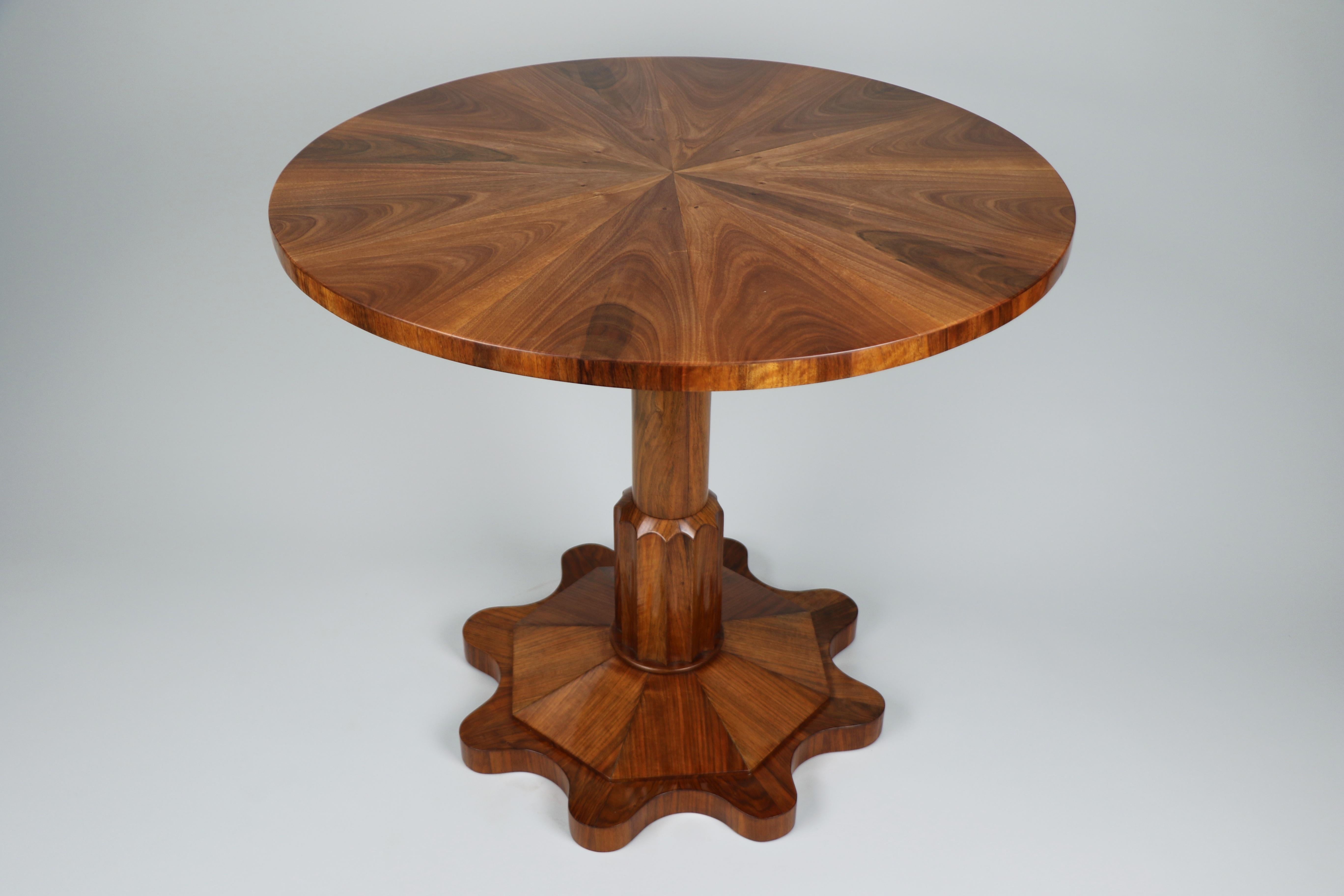 19th Century Fine Biedermeier Center Table. Vienna, c. 1825. For Sale 8