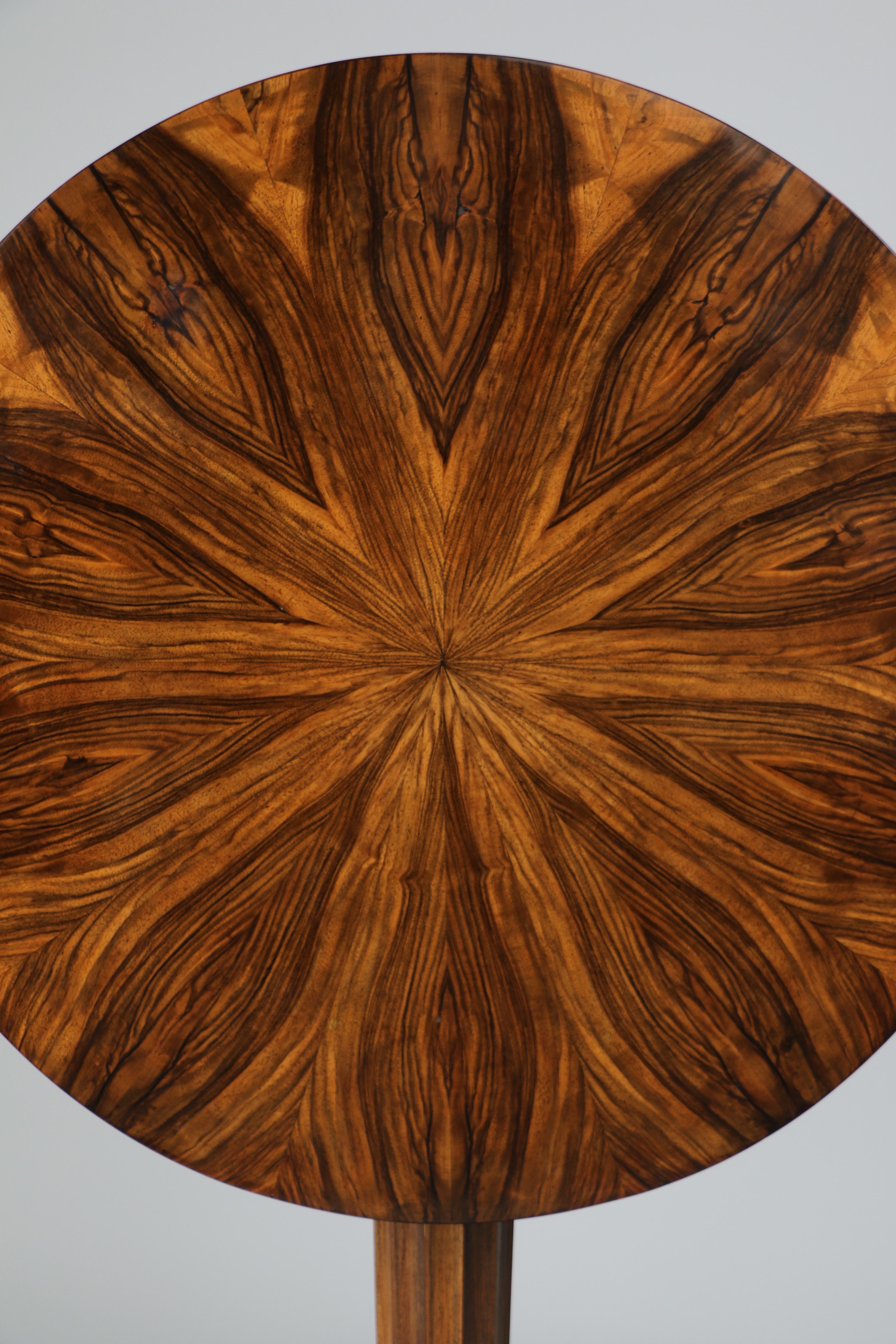 19th Century Fine Biedermeier Center Table. Vienna, c. 1825. For Sale 10