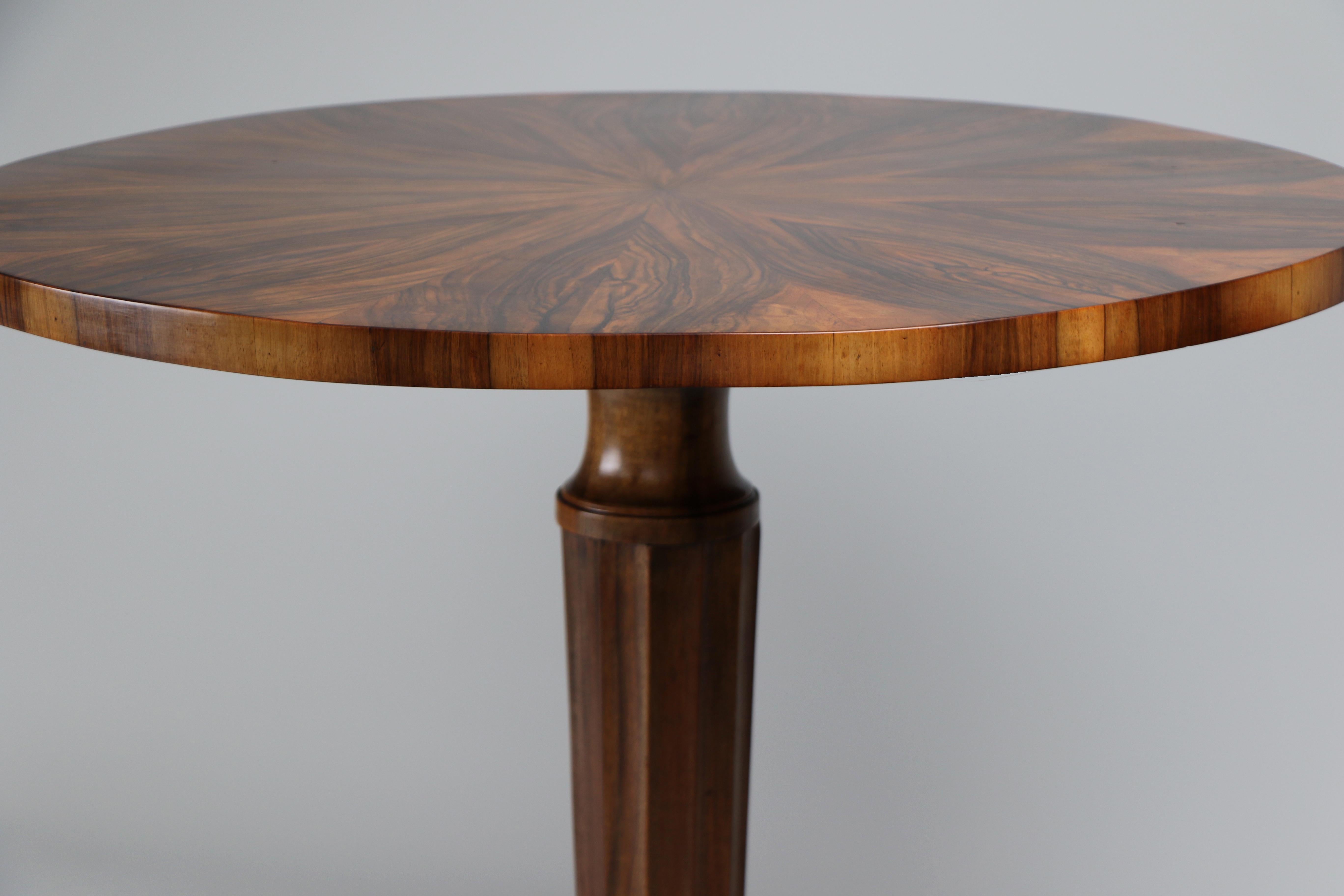 19th Century Fine Biedermeier Center Table. Vienna, c. 1825. For Sale 1