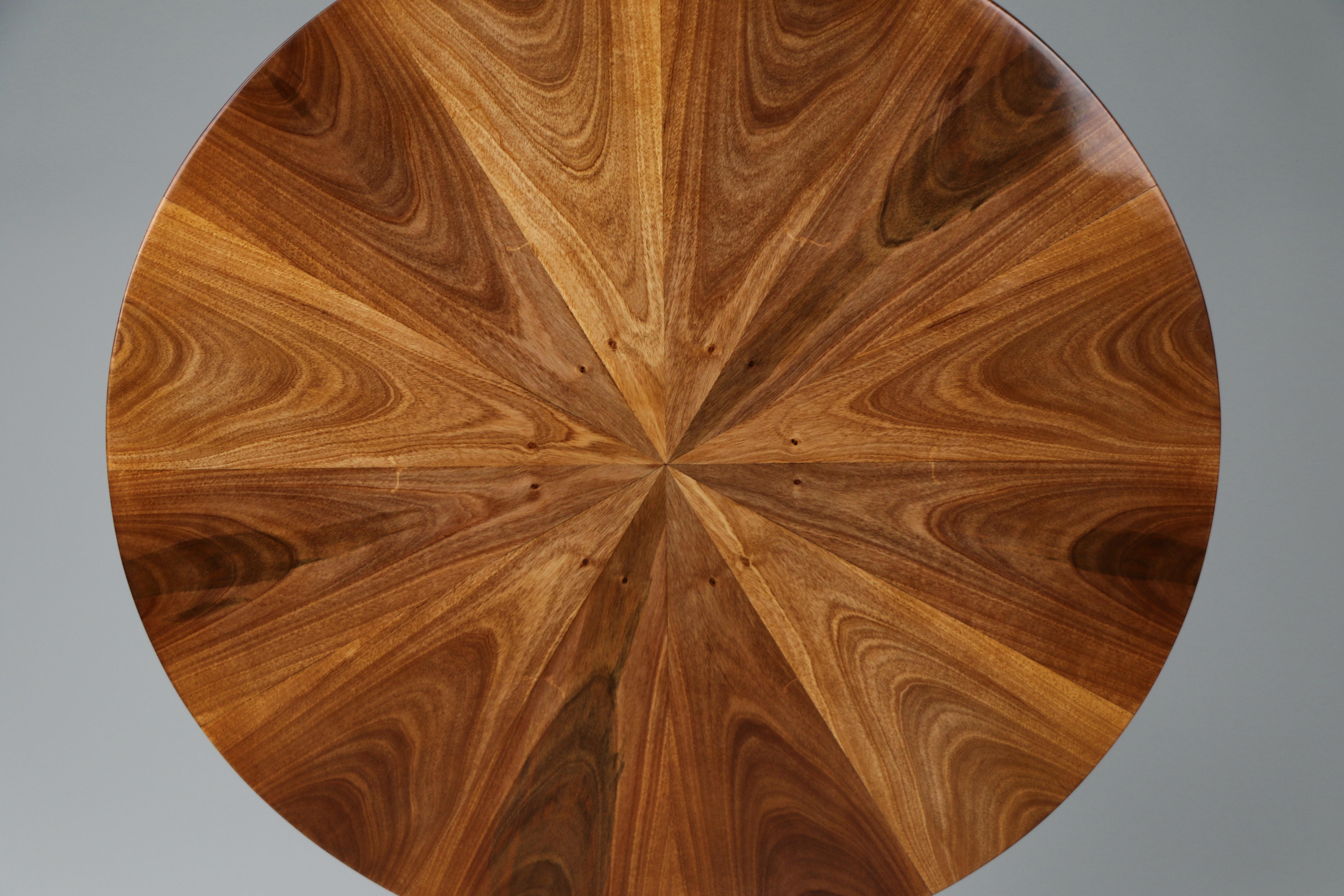 19th Century Fine Biedermeier Center Table. Vienna, c. 1825. For Sale 4