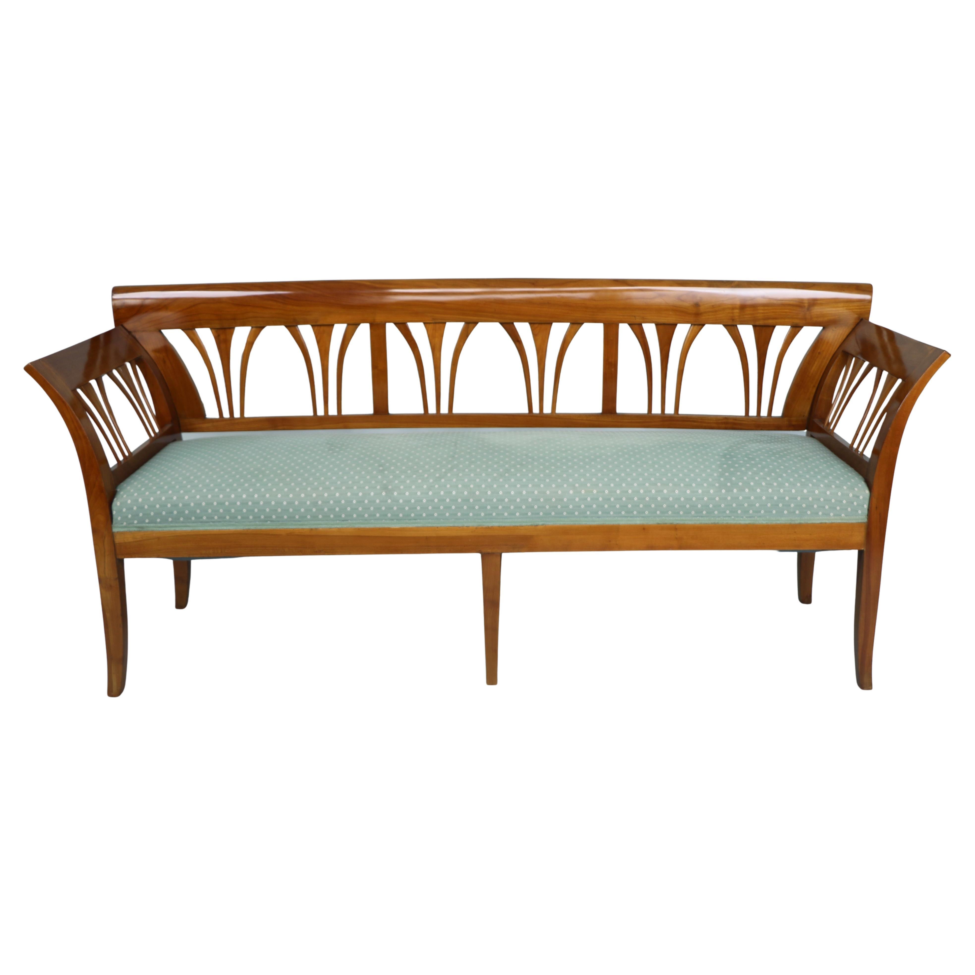19th Century Fine Biedermeier Cherry Bench. Vienna, c. 1825. For Sale