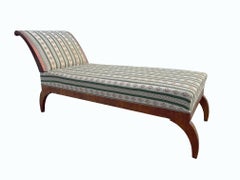 Cama de día de cerezo Biedermeier del siglo XIX. Viena, hacia 1825.