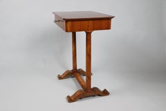 19th Century Fine Biedermeier Cherry Side Table. Vienna, c. 1825.