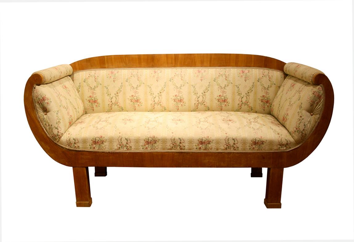Sofá fino Biedermeier de cerezo del siglo XIX. Viena, hacia 1825. Austríaco en venta